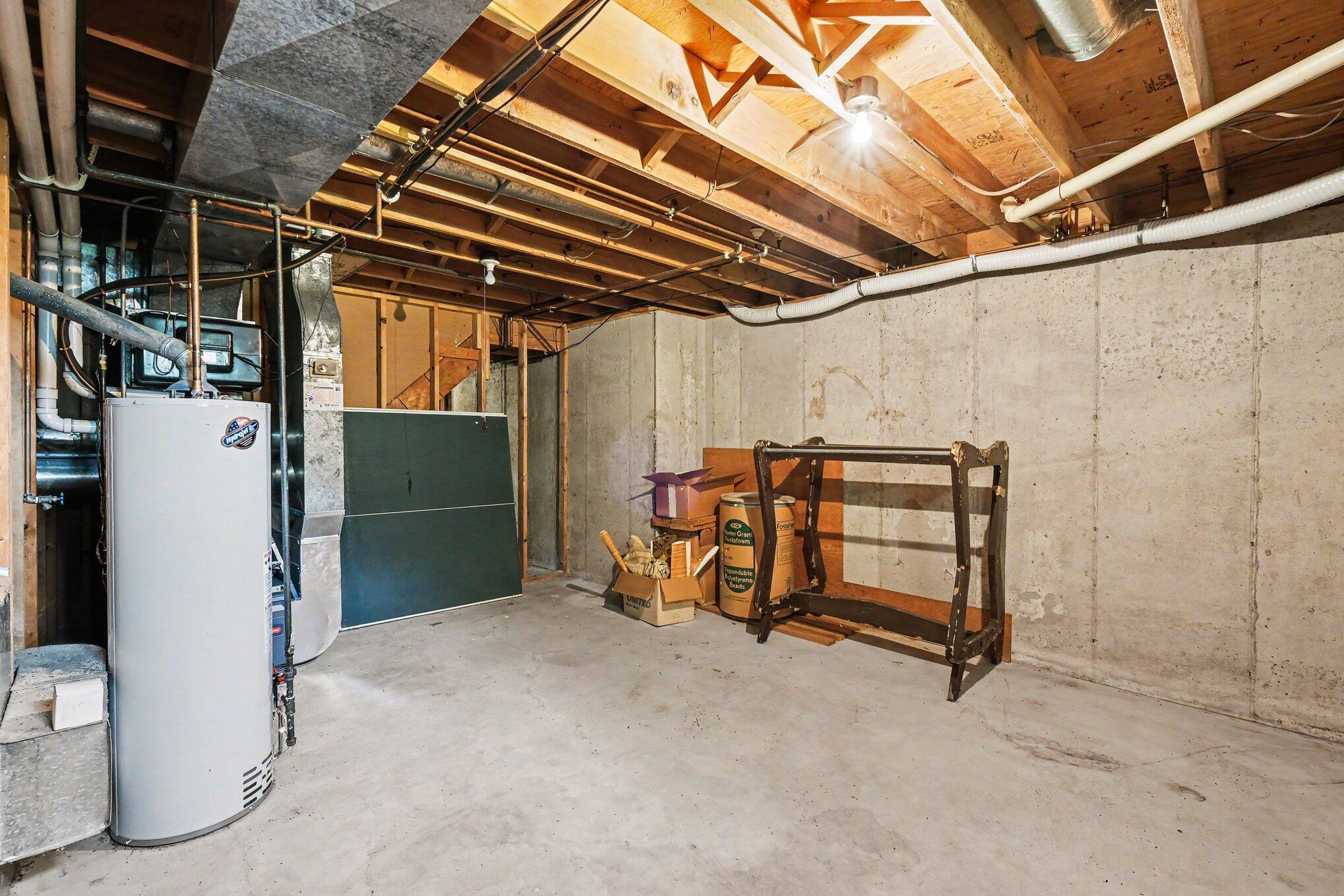 2085 Jamestown Drive SE Grand Rapids MI 49508