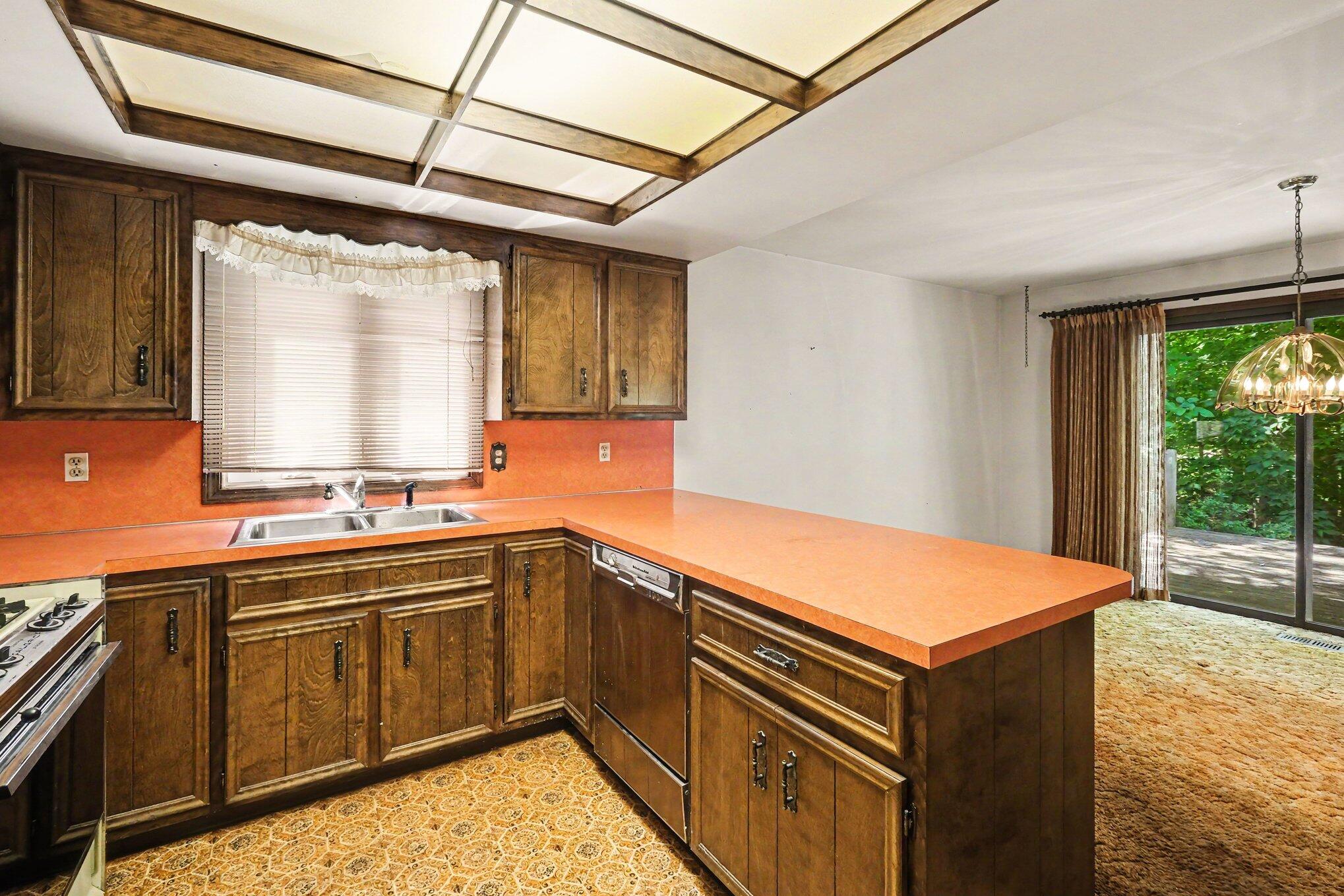 2085 Jamestown Drive SE Grand Rapids MI 49508