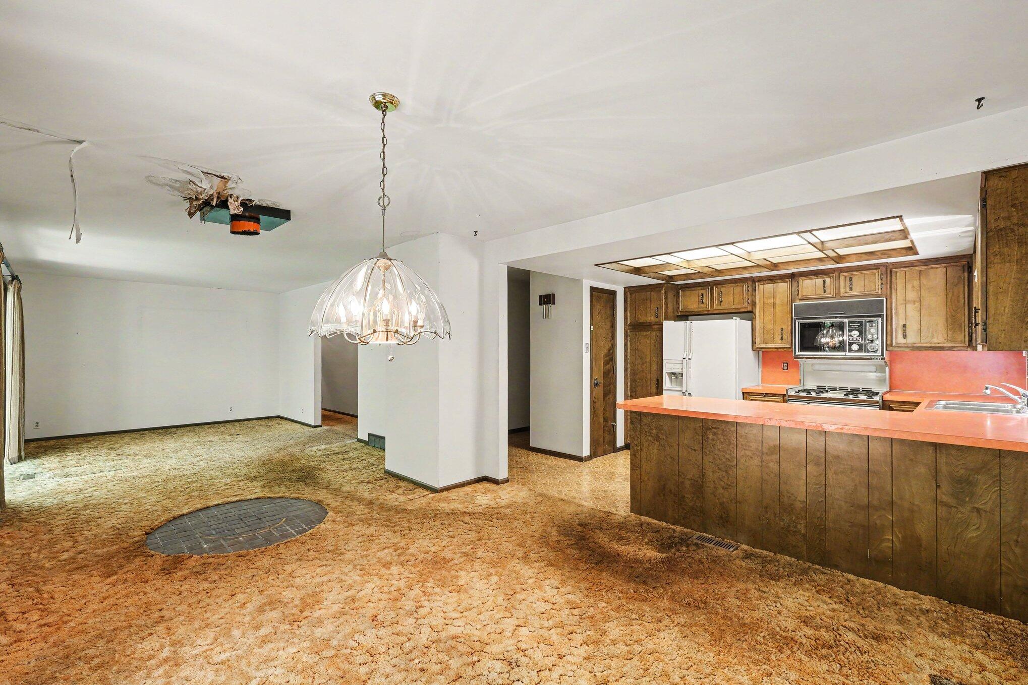 2085 Jamestown Drive SE Grand Rapids MI 49508
