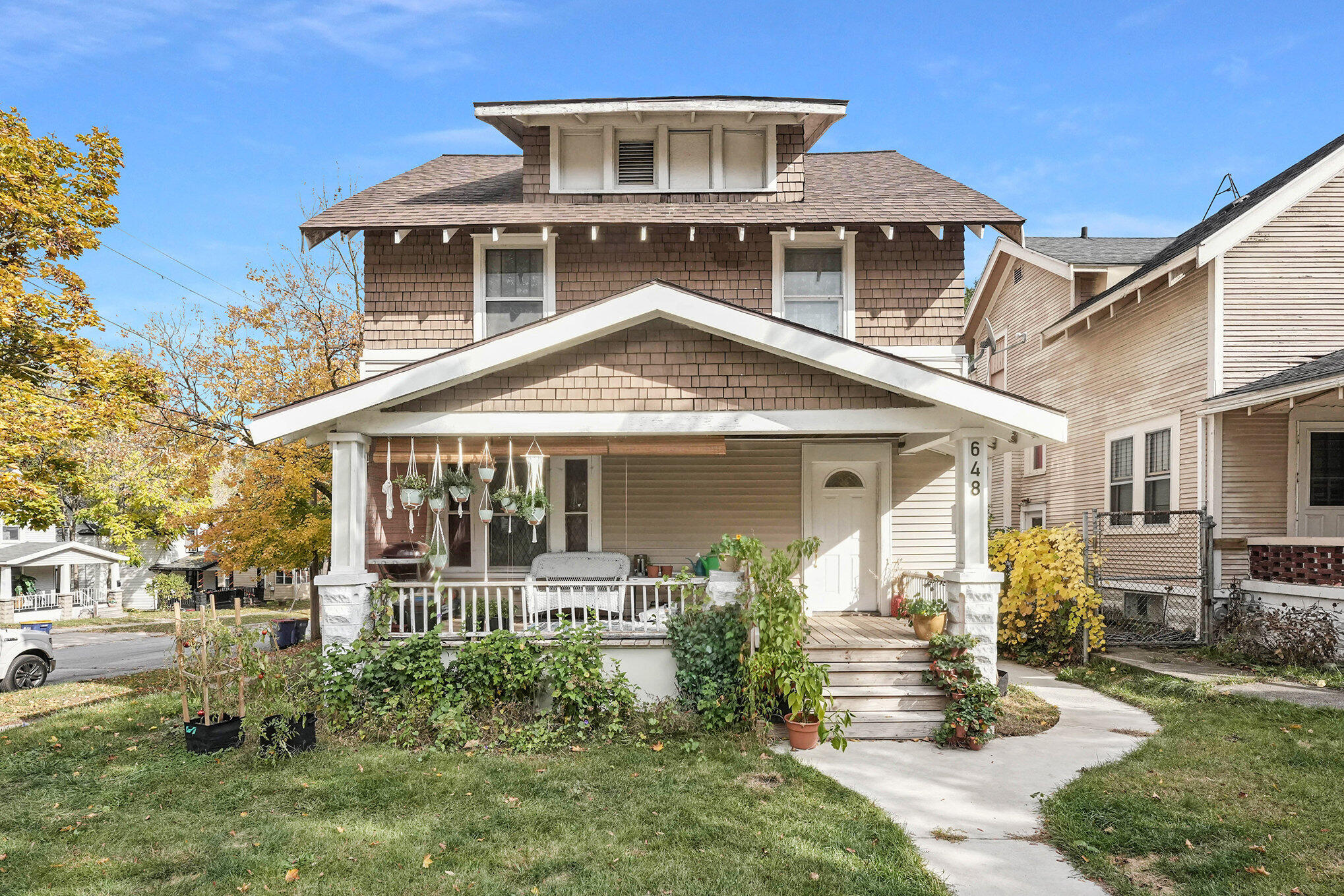 648 Lafayette Avenue NE Grand Rapids MI 49503