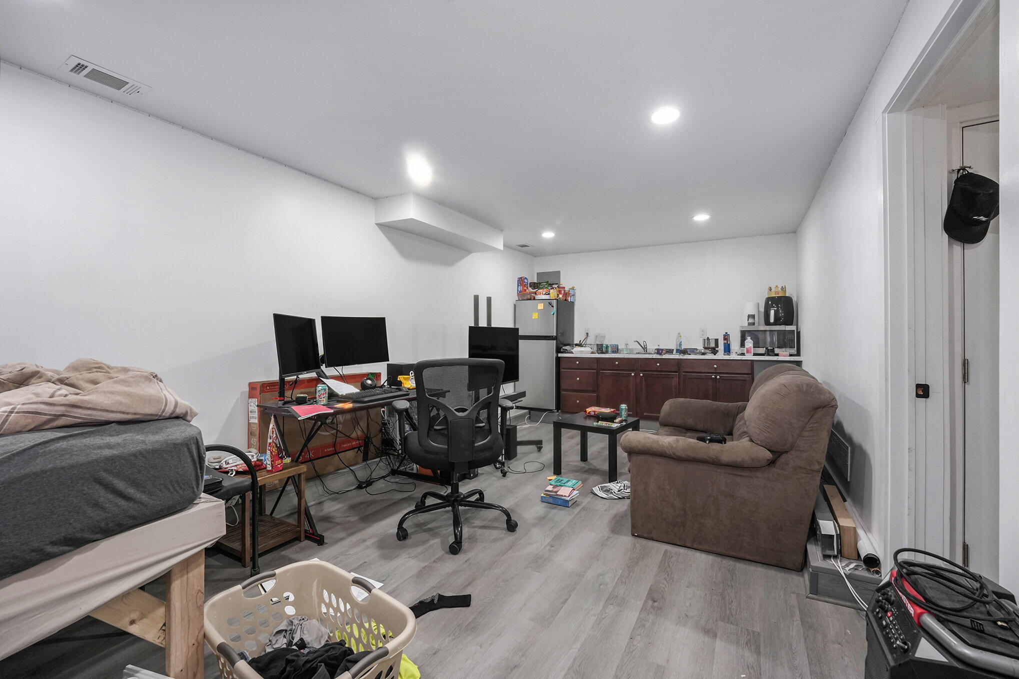 648 Lafayette Avenue NE Grand Rapids MI 49503
