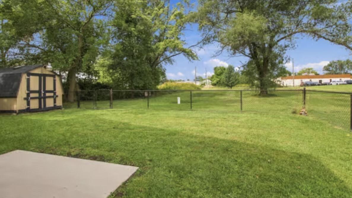 1526 Reeder Avenue Benton Harbor MI 49022