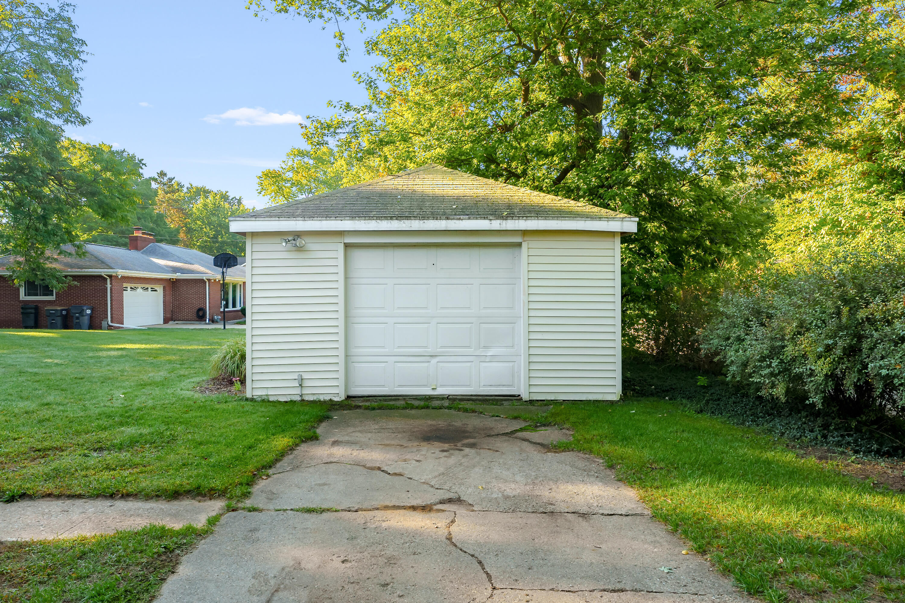 398 W Napier Avenue Benton Harbor MI 49022