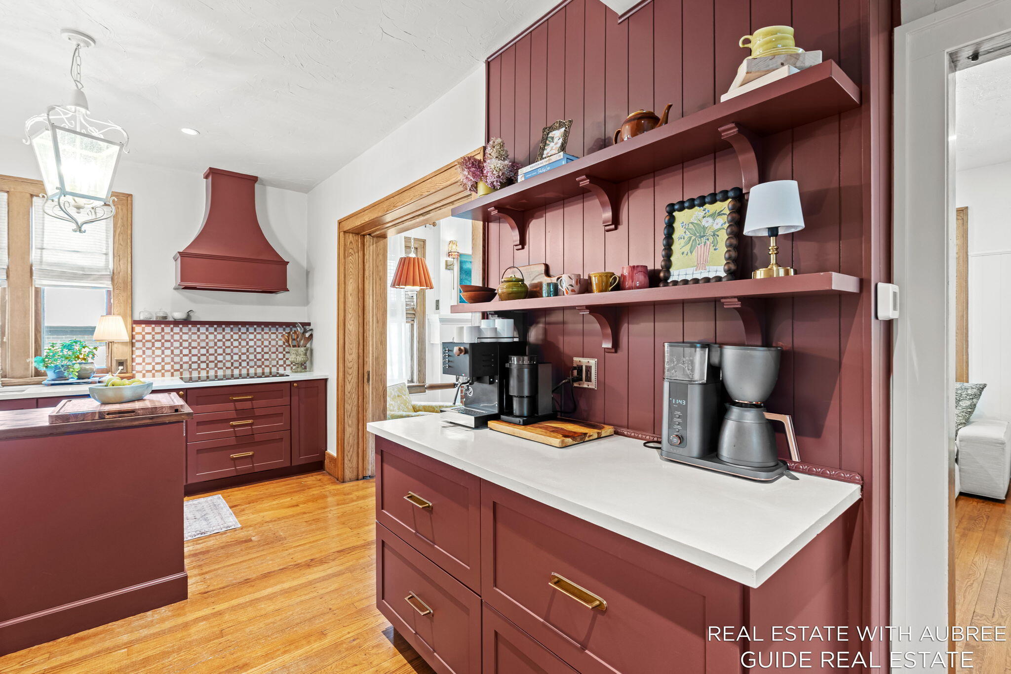 16 E 23rd Street Holland MI 49423