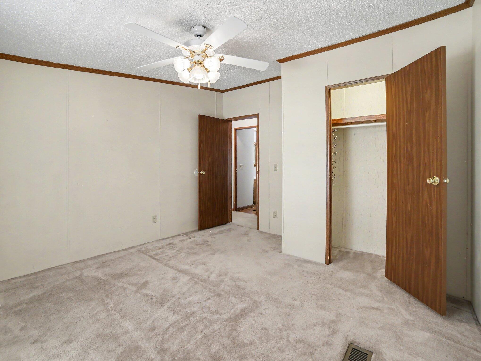 3628 W Forest Hill Circle Ludington MI 49431