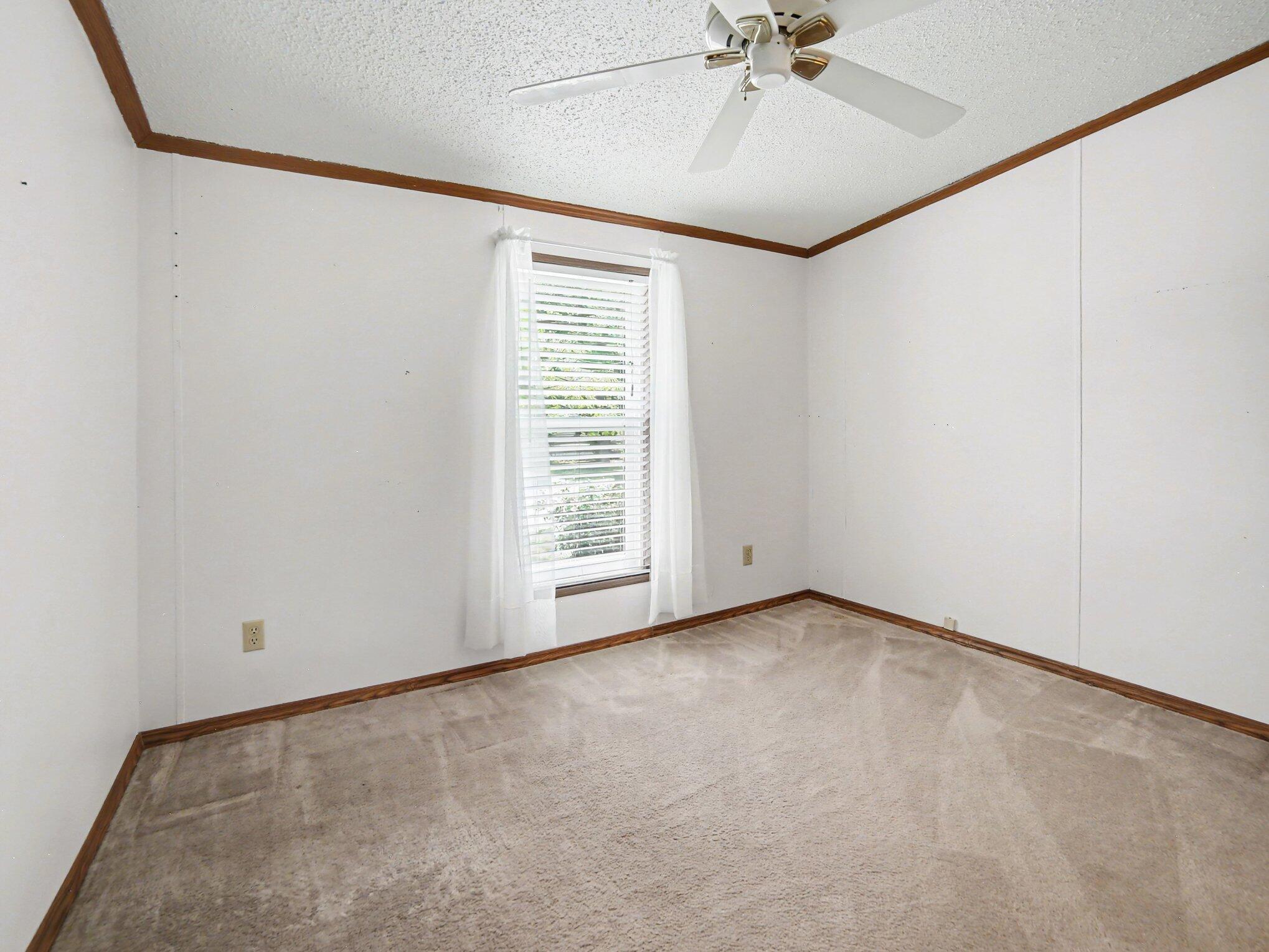 3628 W Forest Hill Circle Ludington MI 49431