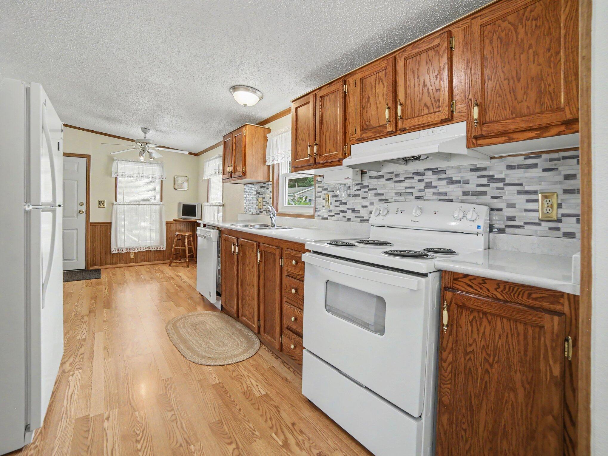 3628 W Forest Hill Circle Ludington MI 49431