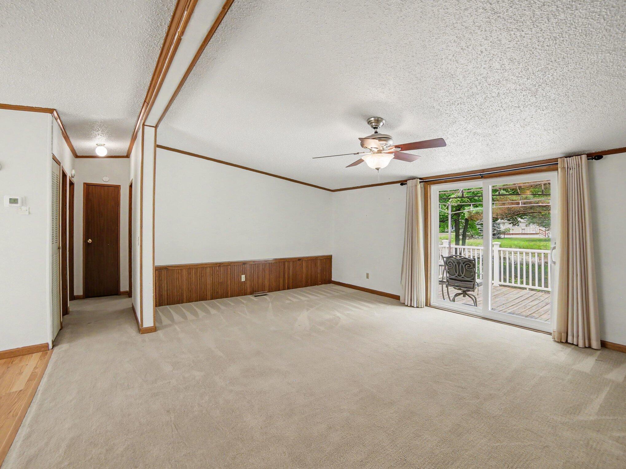3628 W Forest Hill Circle Ludington MI 49431
