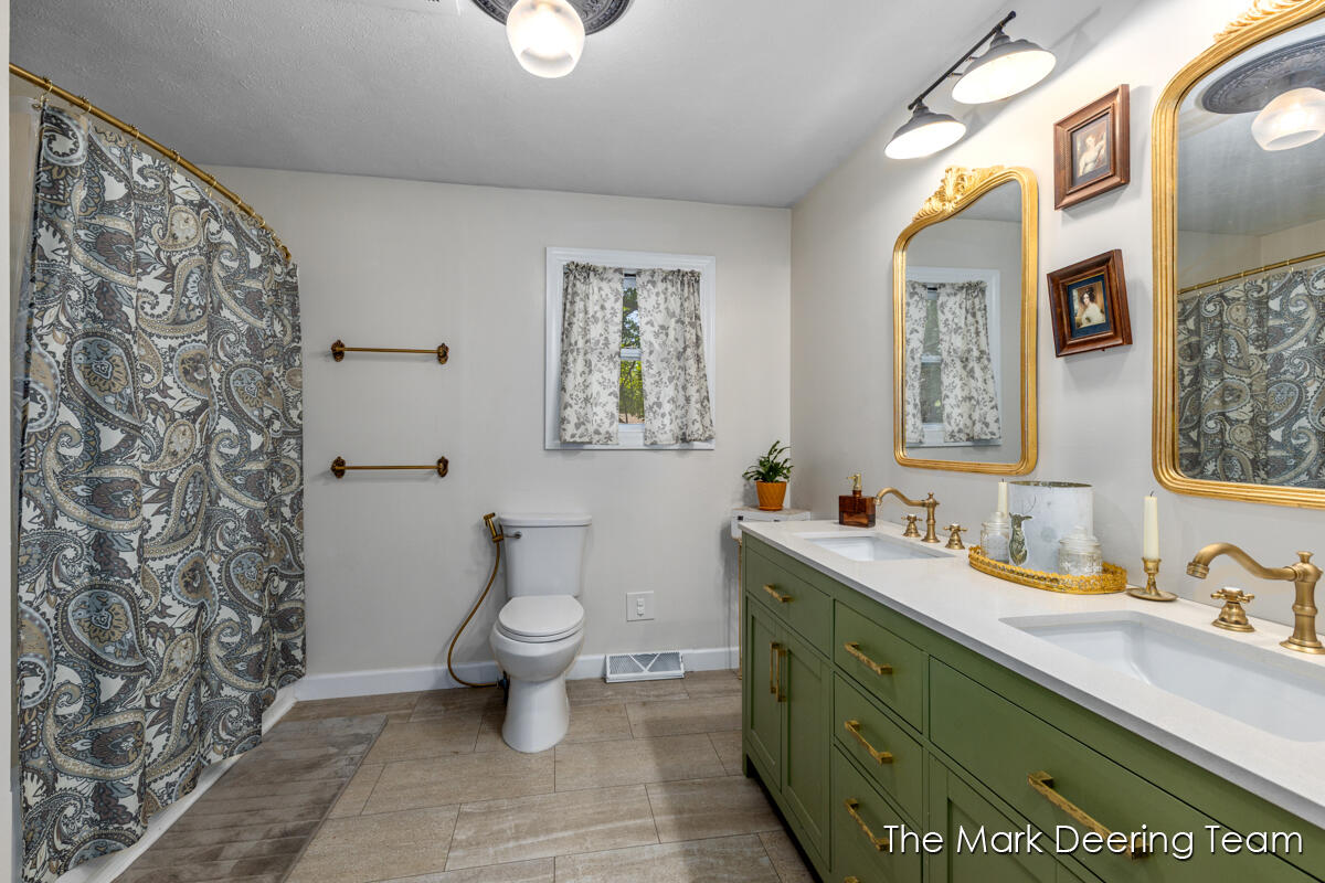 107 Elm Street Allegan MI 49010