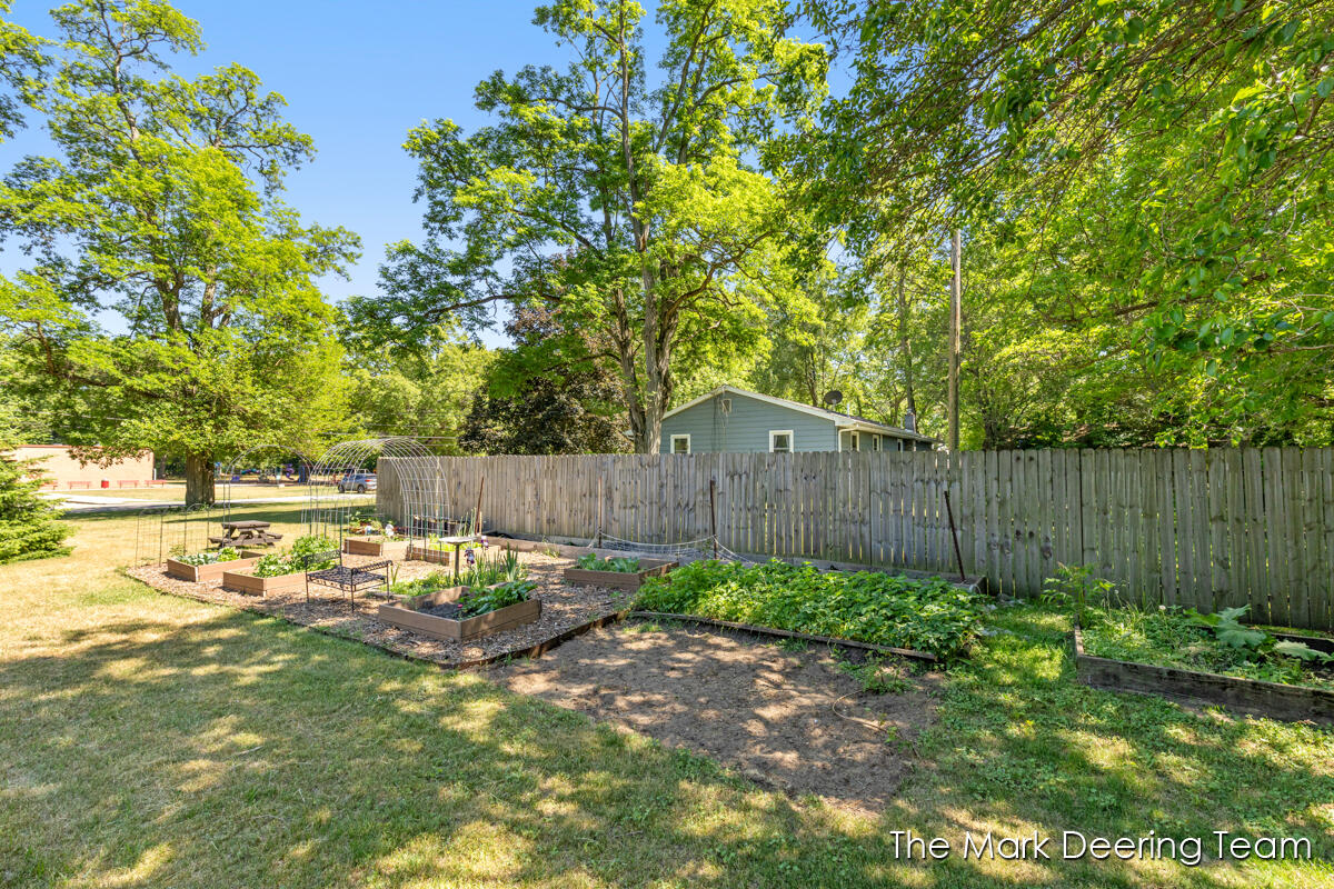 107 Elm Street Allegan MI 49010