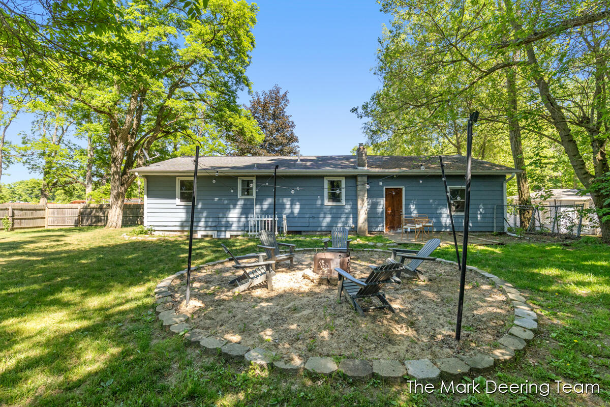 107 Elm Street Allegan MI 49010
