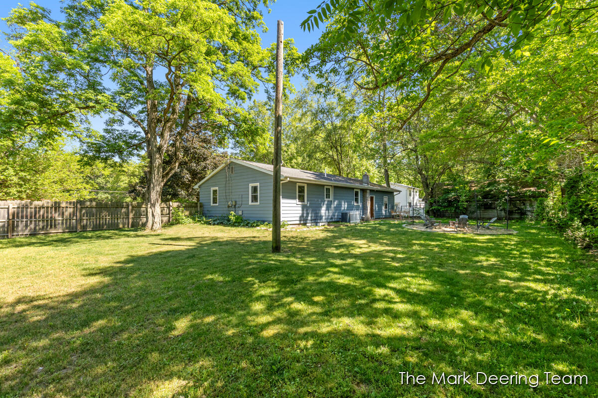 107 Elm Street Allegan MI 49010