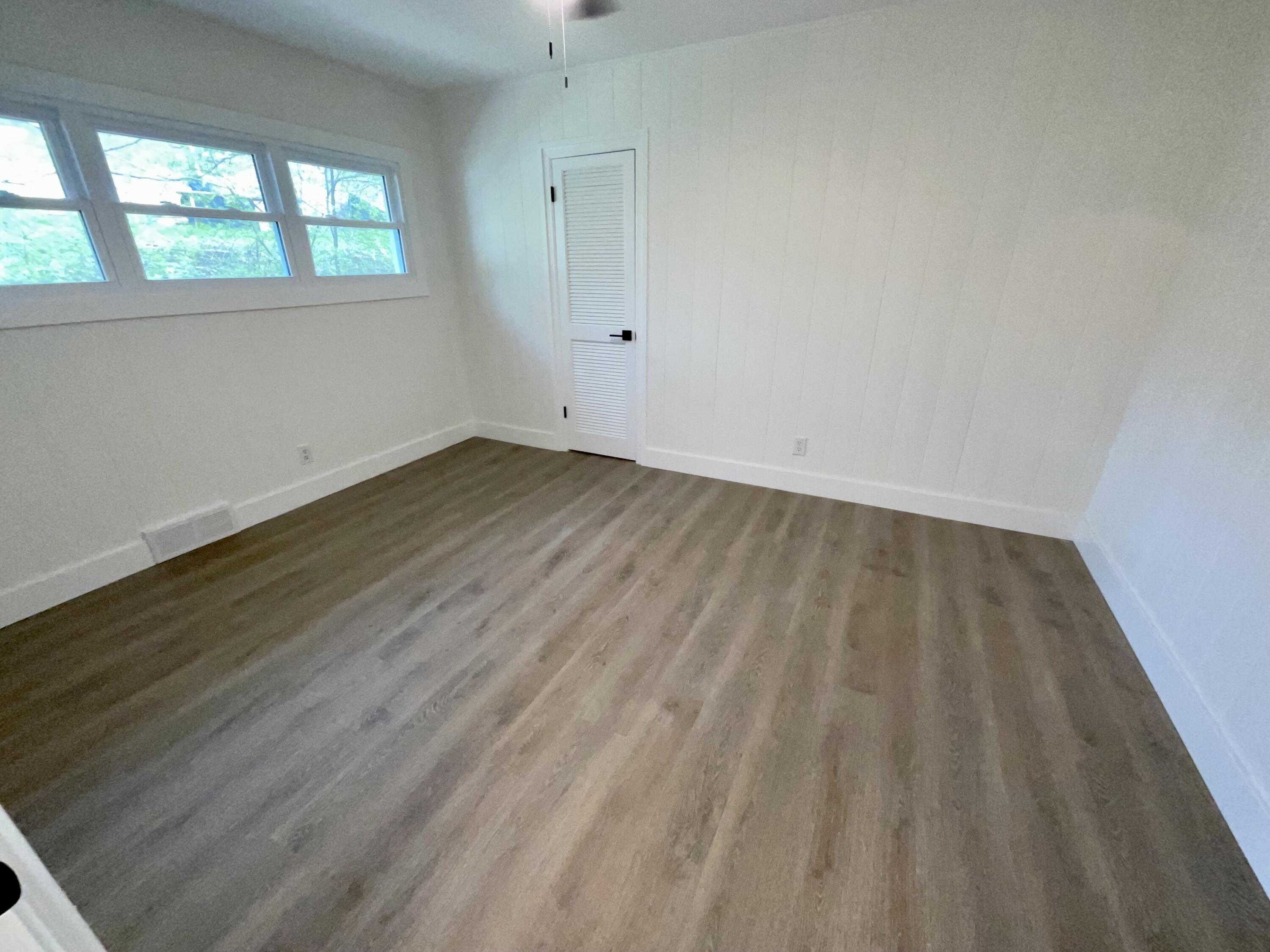 2737 Meadowvale Drive SE Grand Rapids MI 49506