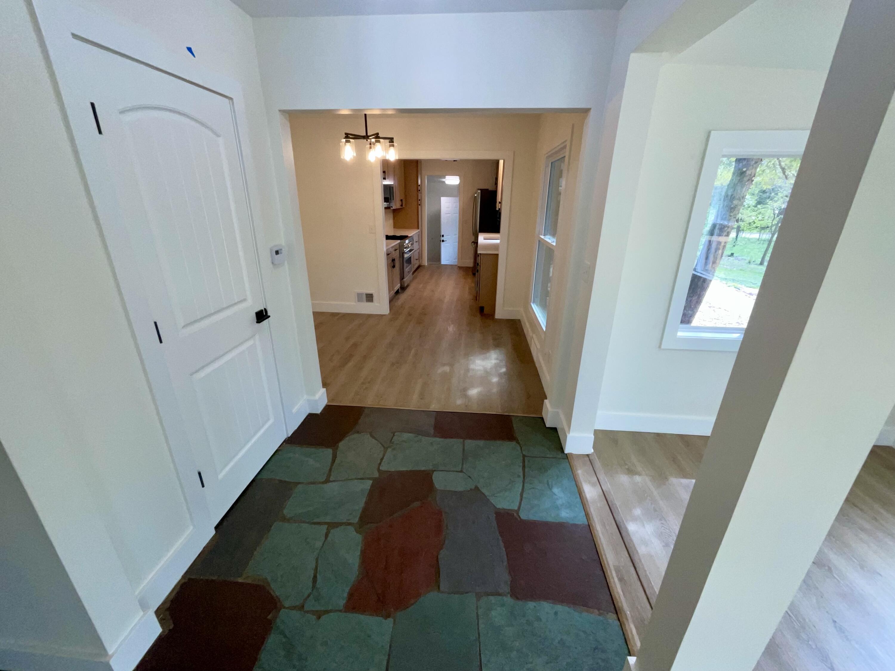 2737 Meadowvale Drive SE Grand Rapids MI 49506