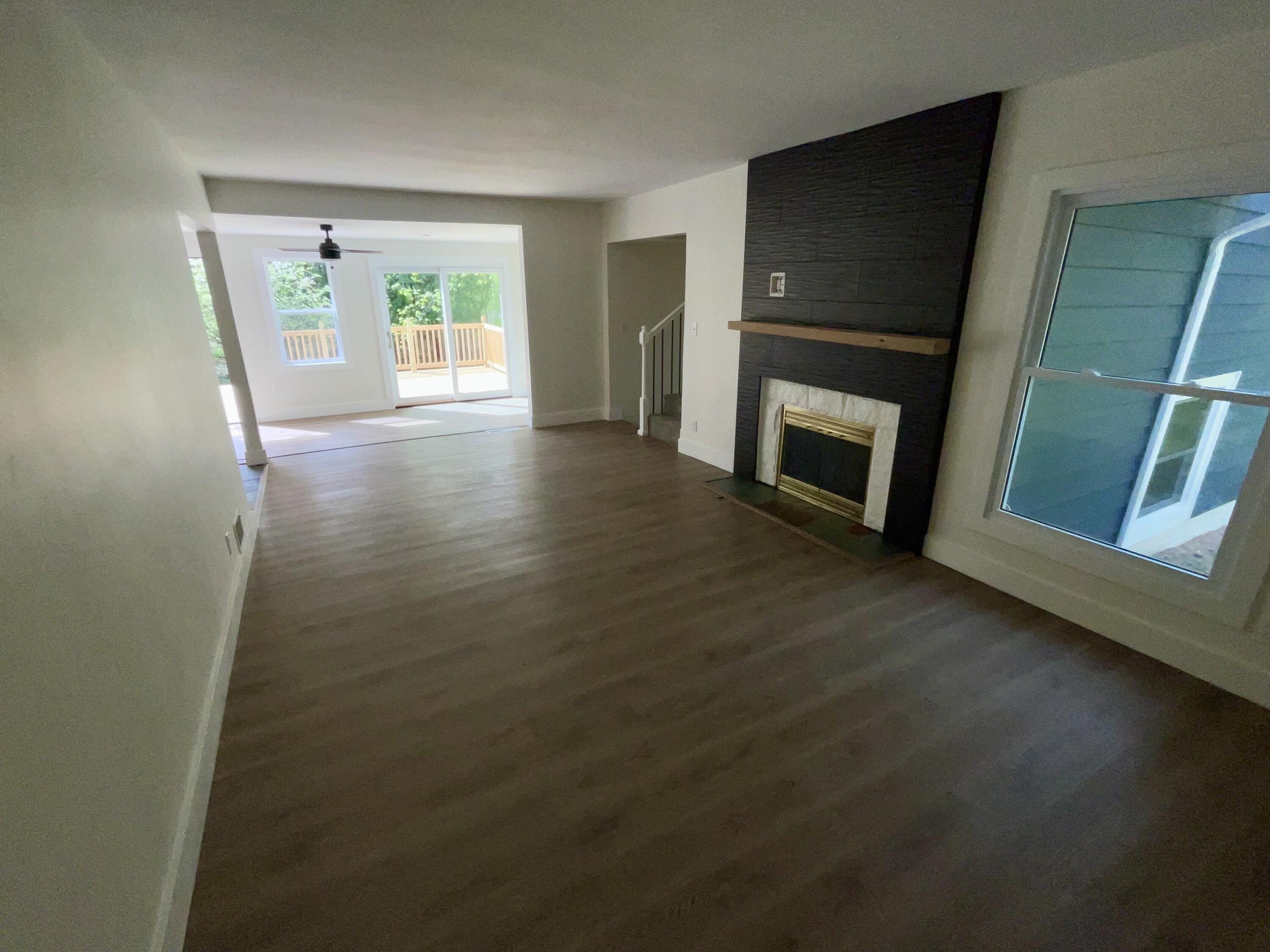 2737 Meadowvale Drive SE Grand Rapids MI 49506