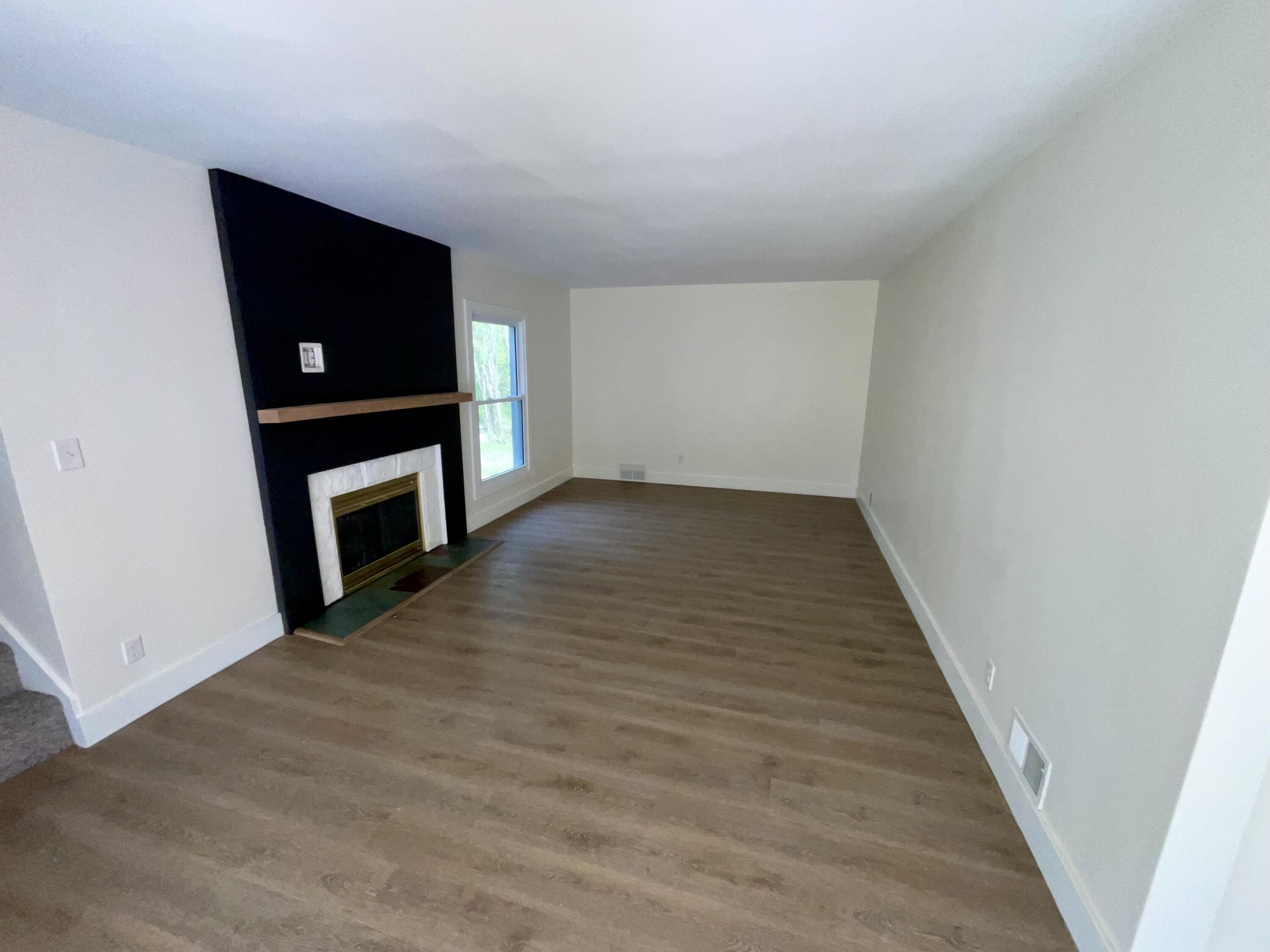 2737 Meadowvale Drive SE Grand Rapids MI 49506