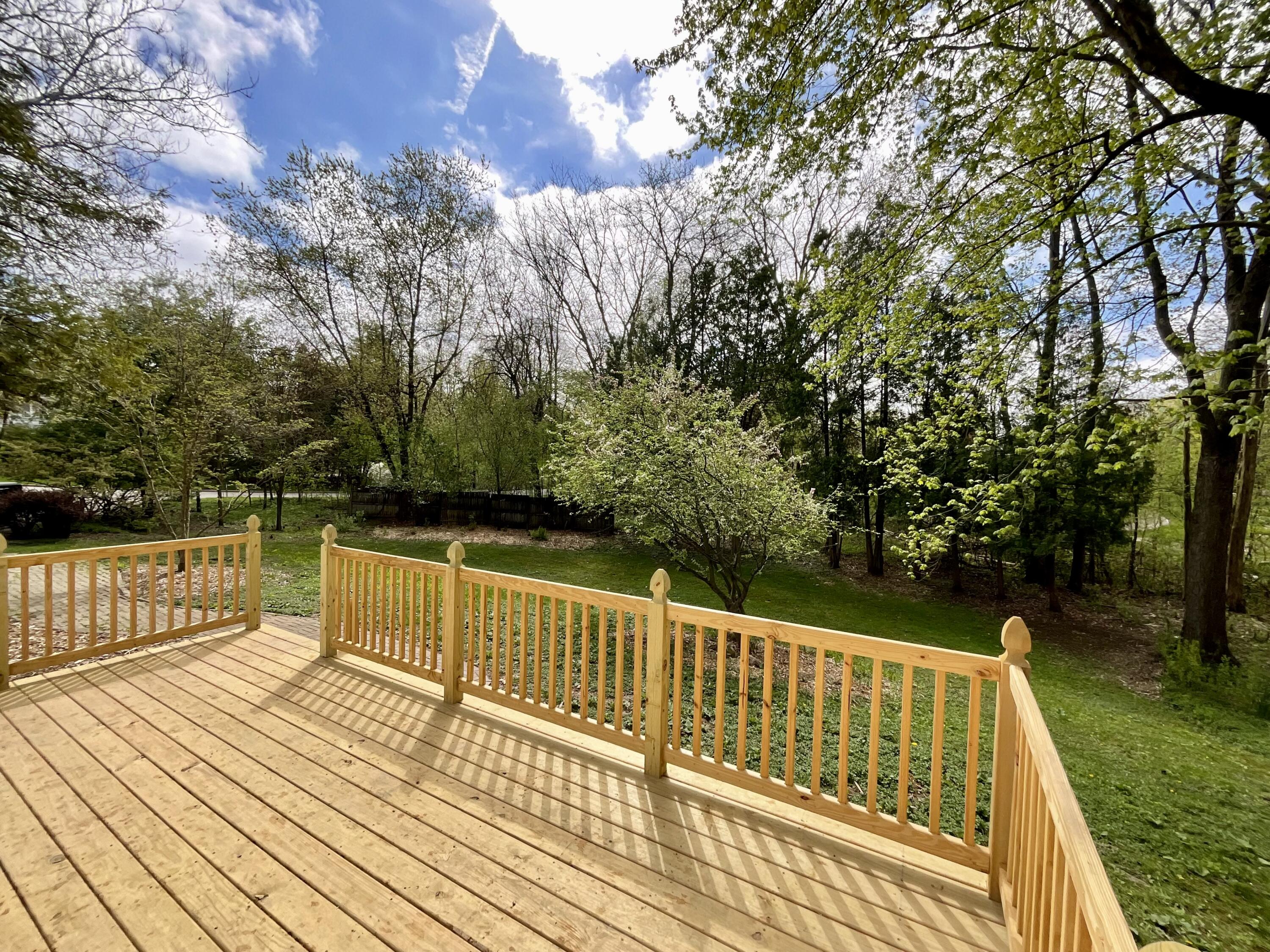 2737 Meadowvale Drive SE Grand Rapids MI 49506