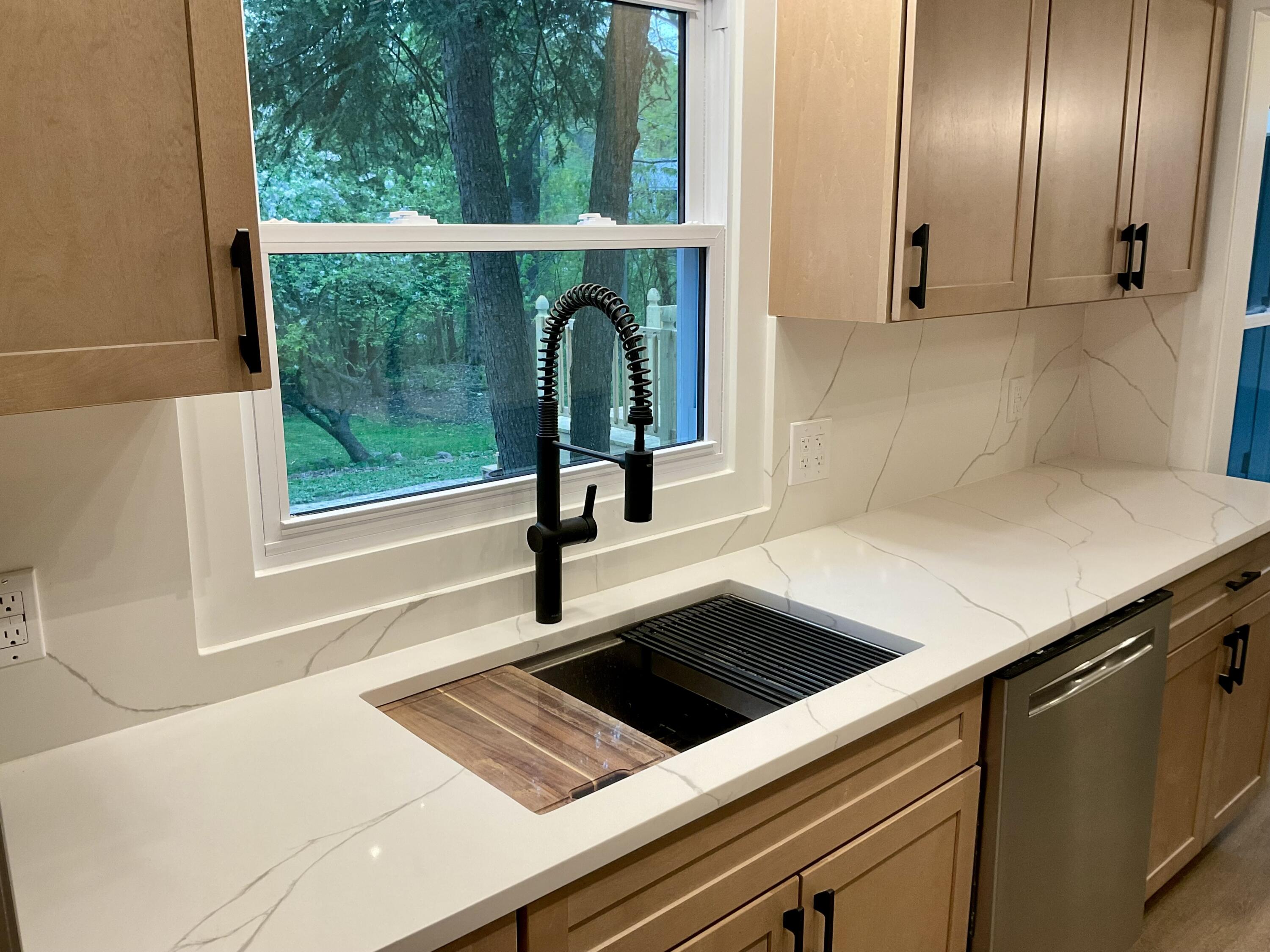 2737 Meadowvale Drive SE Grand Rapids MI 49506