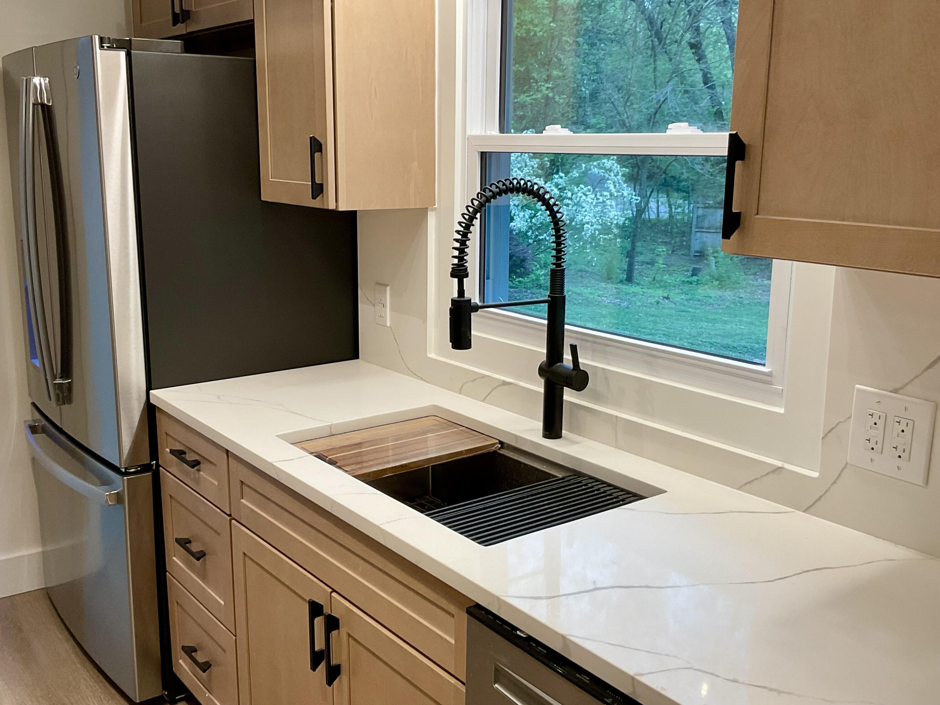 2737 Meadowvale Drive SE Grand Rapids MI 49506