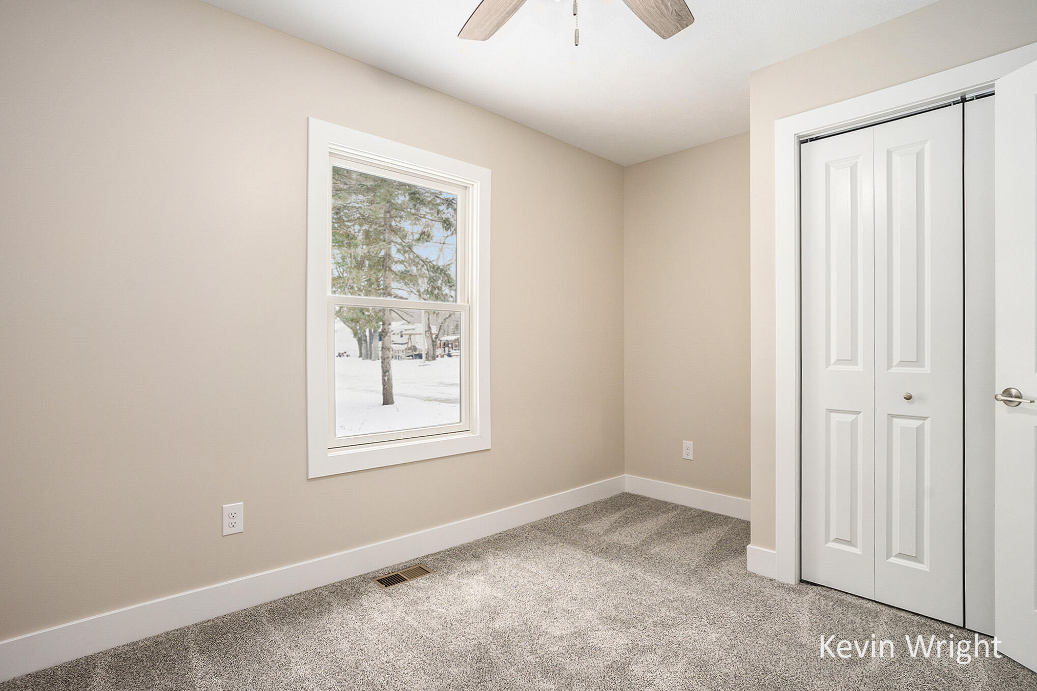 877 Amity Avenue Muskegon MI 49442