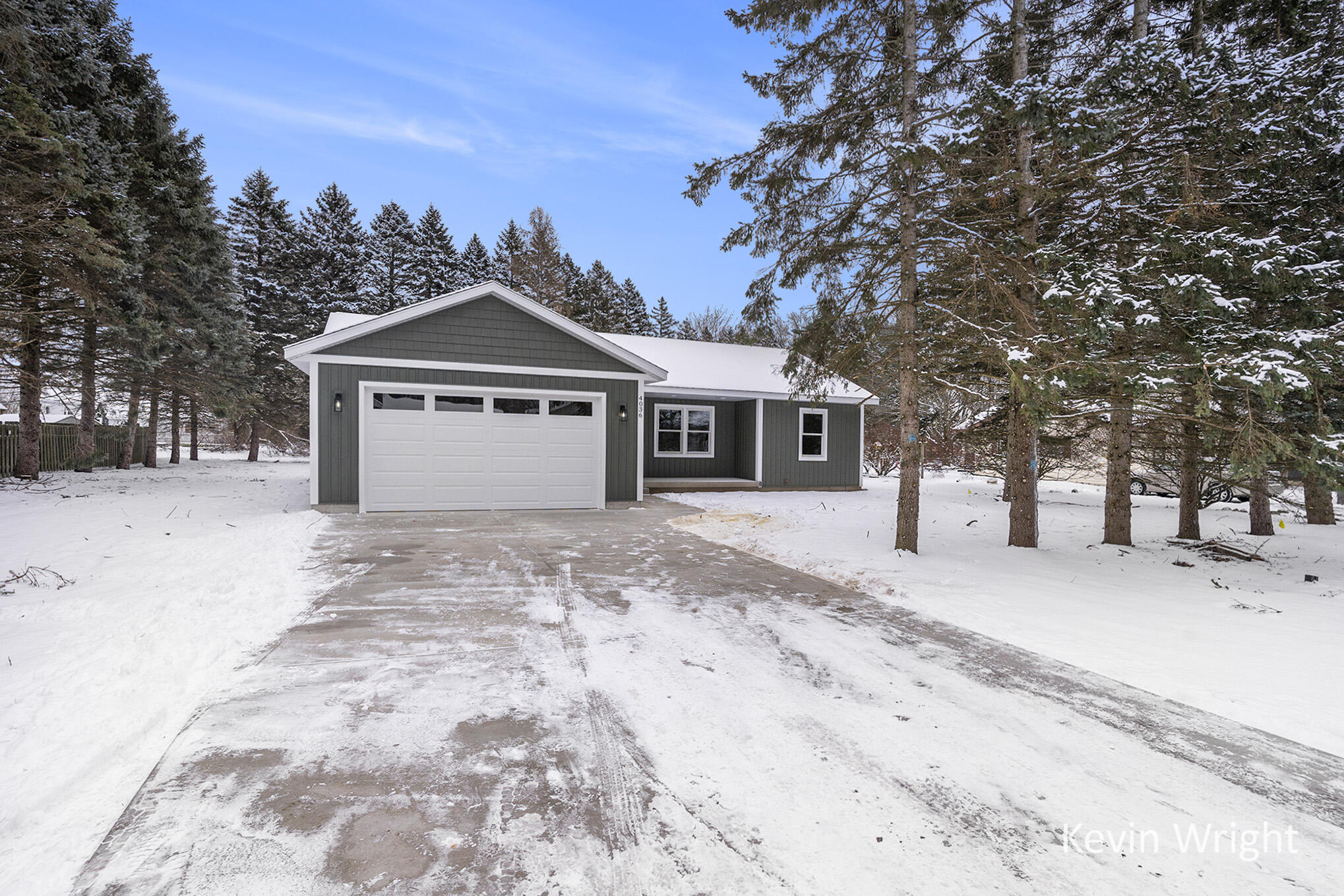 877 Amity Avenue Muskegon MI 49442