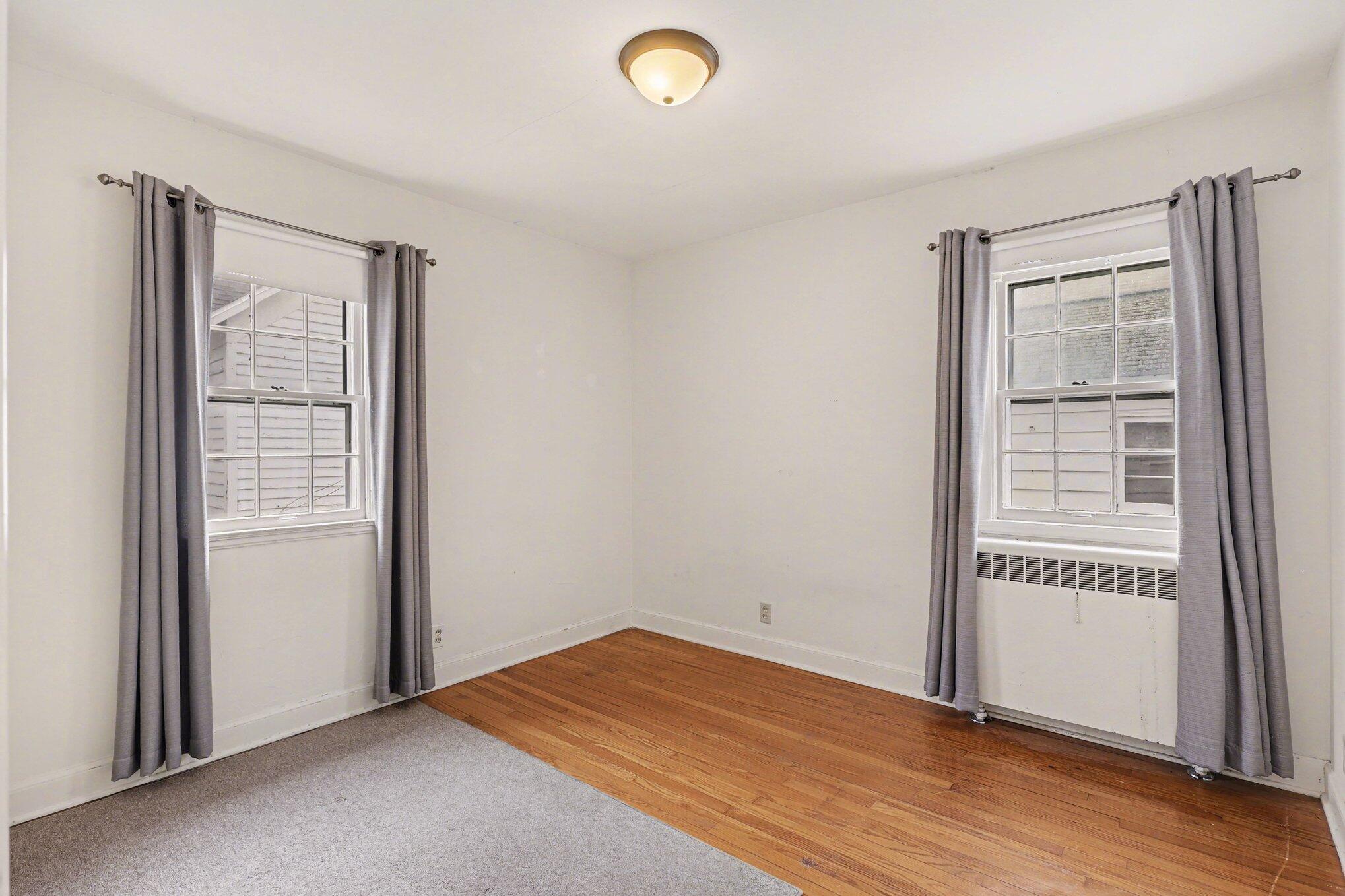2129 Miner Avenue Muskegon MI 49441