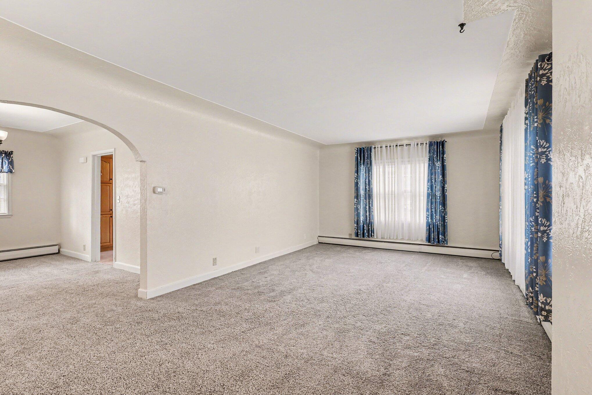 2129 Miner Avenue Muskegon MI 49441
