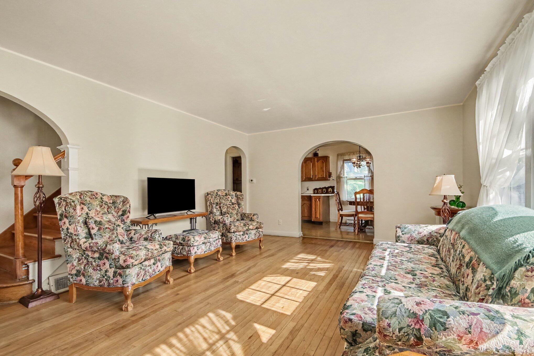 716 Maridell Avenue NW Grand Rapids MI 49504