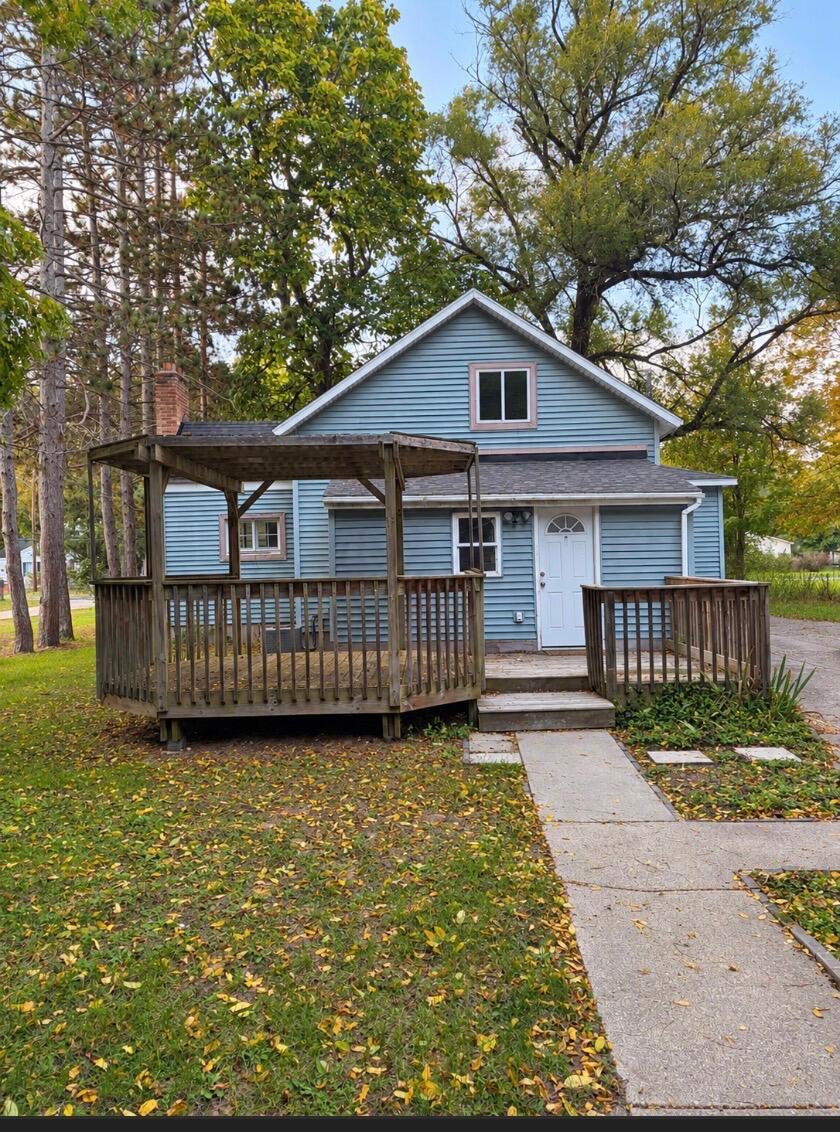 569 Porter Road Norton Shores MI 49441