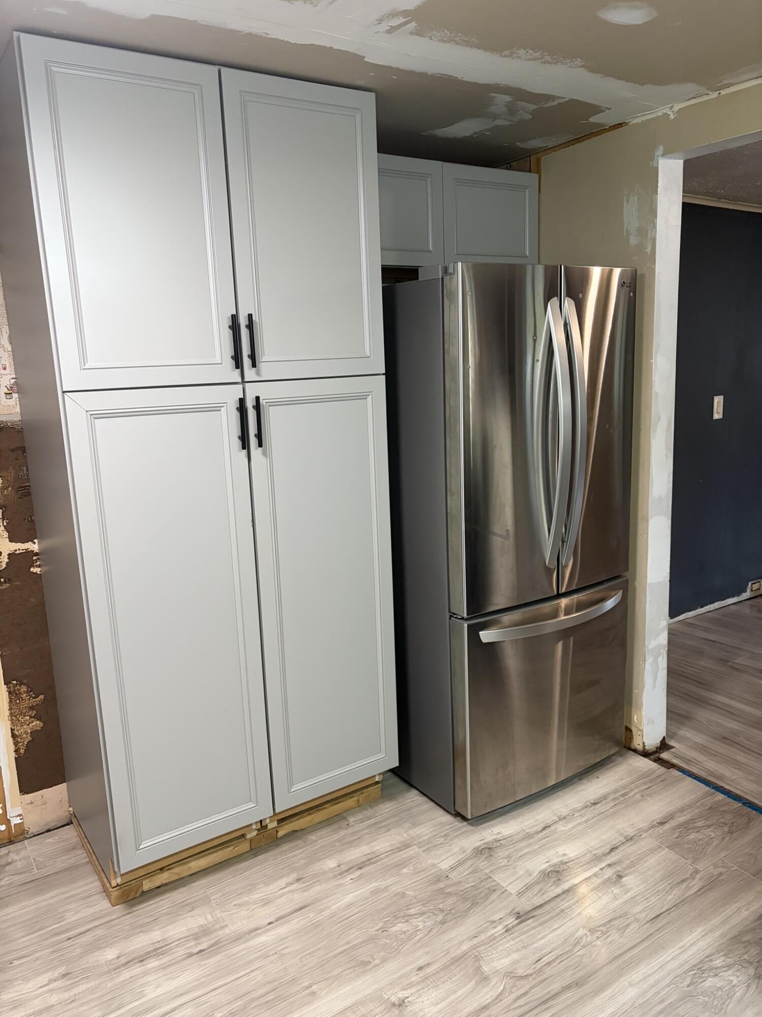 569 Porter Road Norton Shores MI 49441