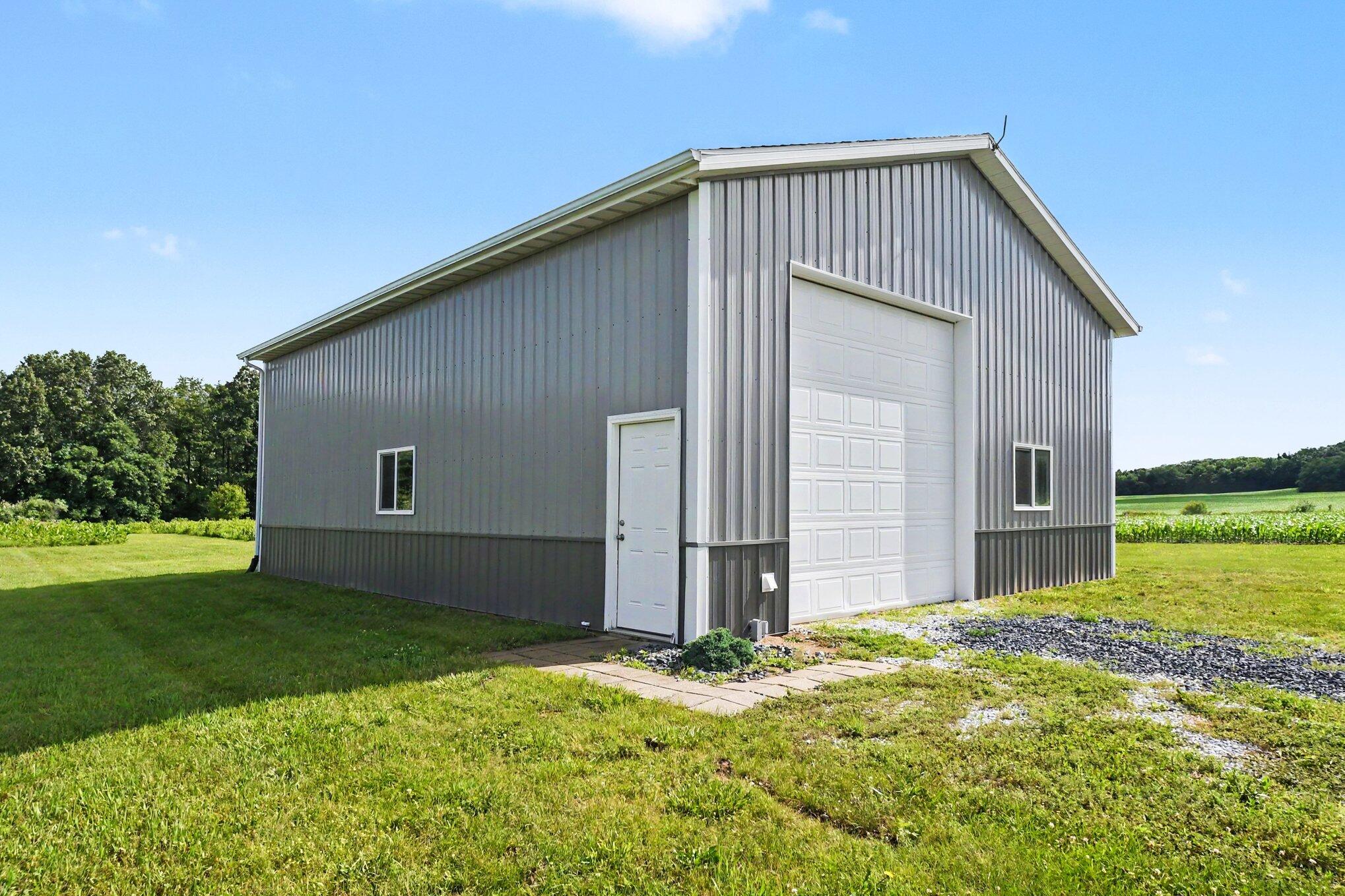 3181 Chamberlain Road Buchanan MI 49107
