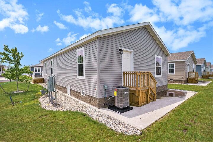 1283 E Ellis Road Norton Shores MI 49441