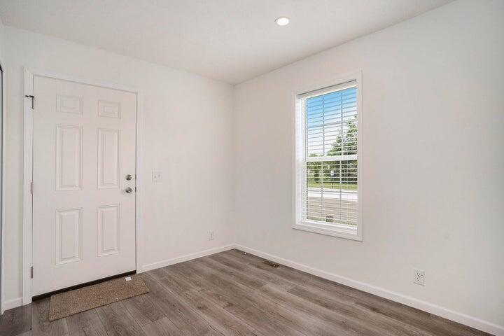 1283 E Ellis Road Norton Shores MI 49441