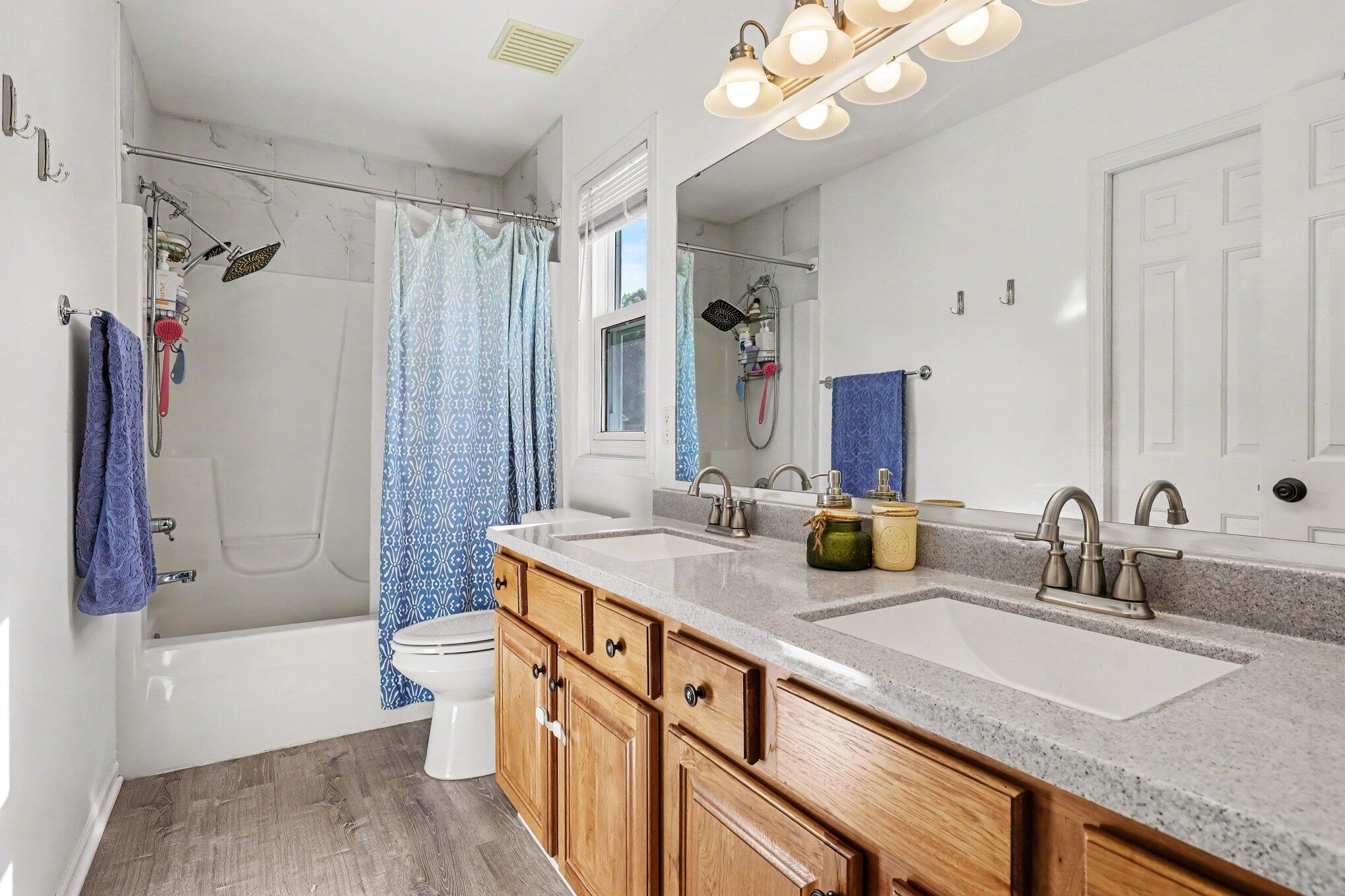 5405 Maple Hill Avenue SE Ada MI 49301