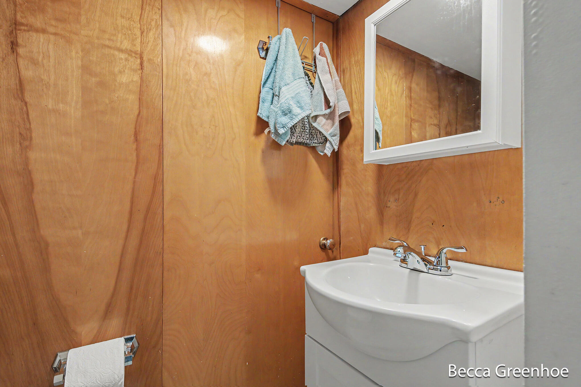 2448 Belfast Avenue SE Grand Rapids MI 49507