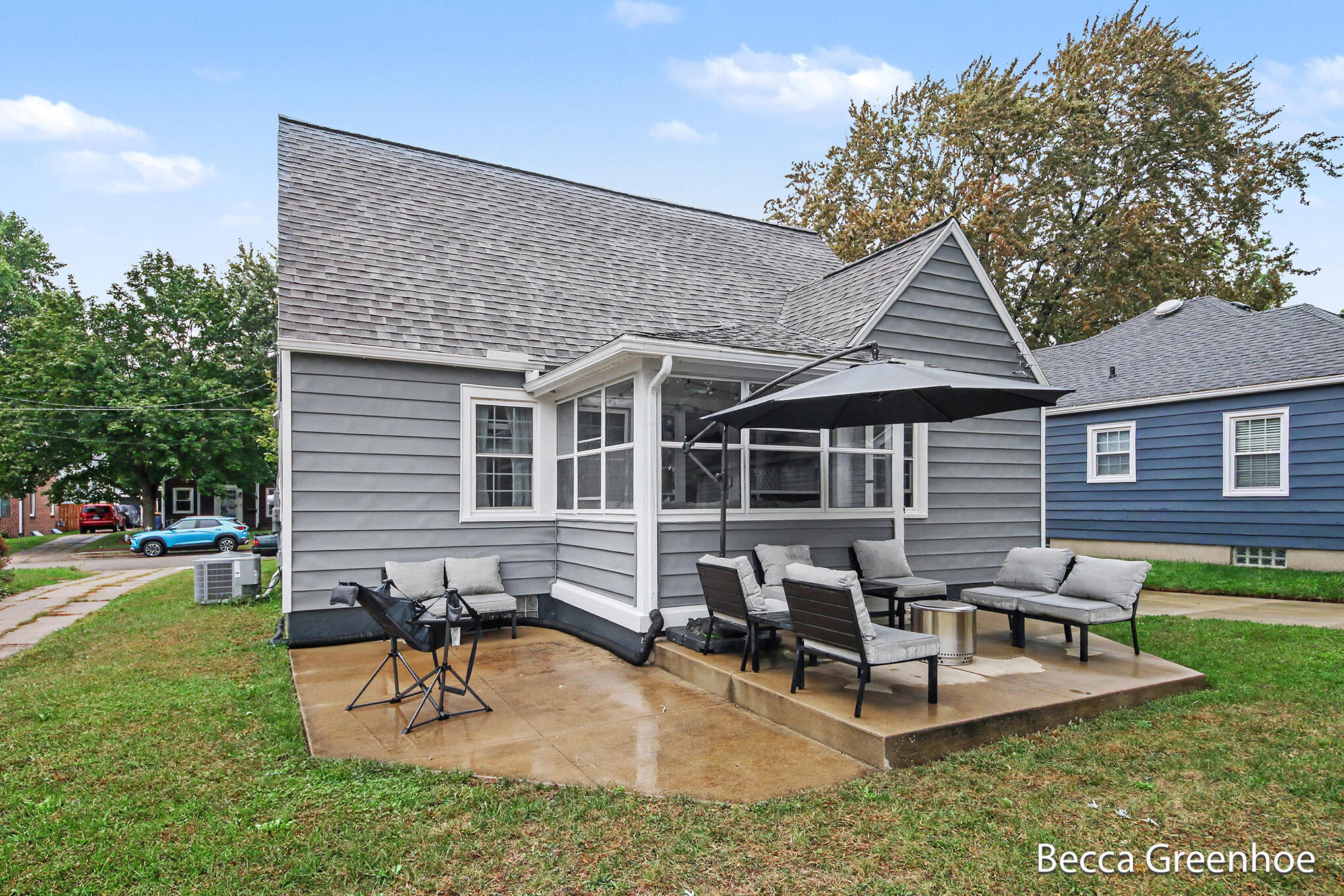 2448 Belfast Avenue SE Grand Rapids MI 49507