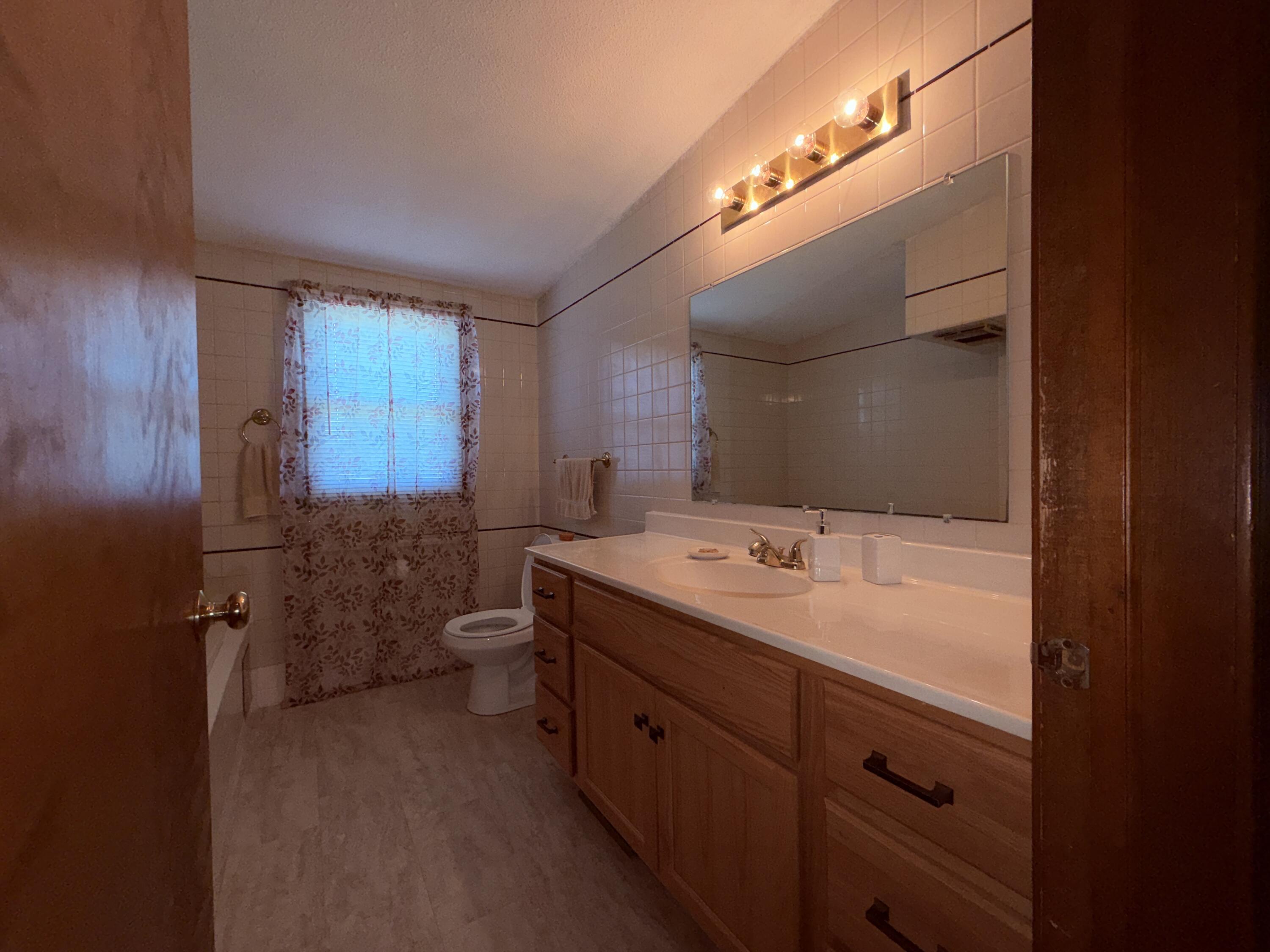 2334 Josephine Avenue Muskegon MI 49444