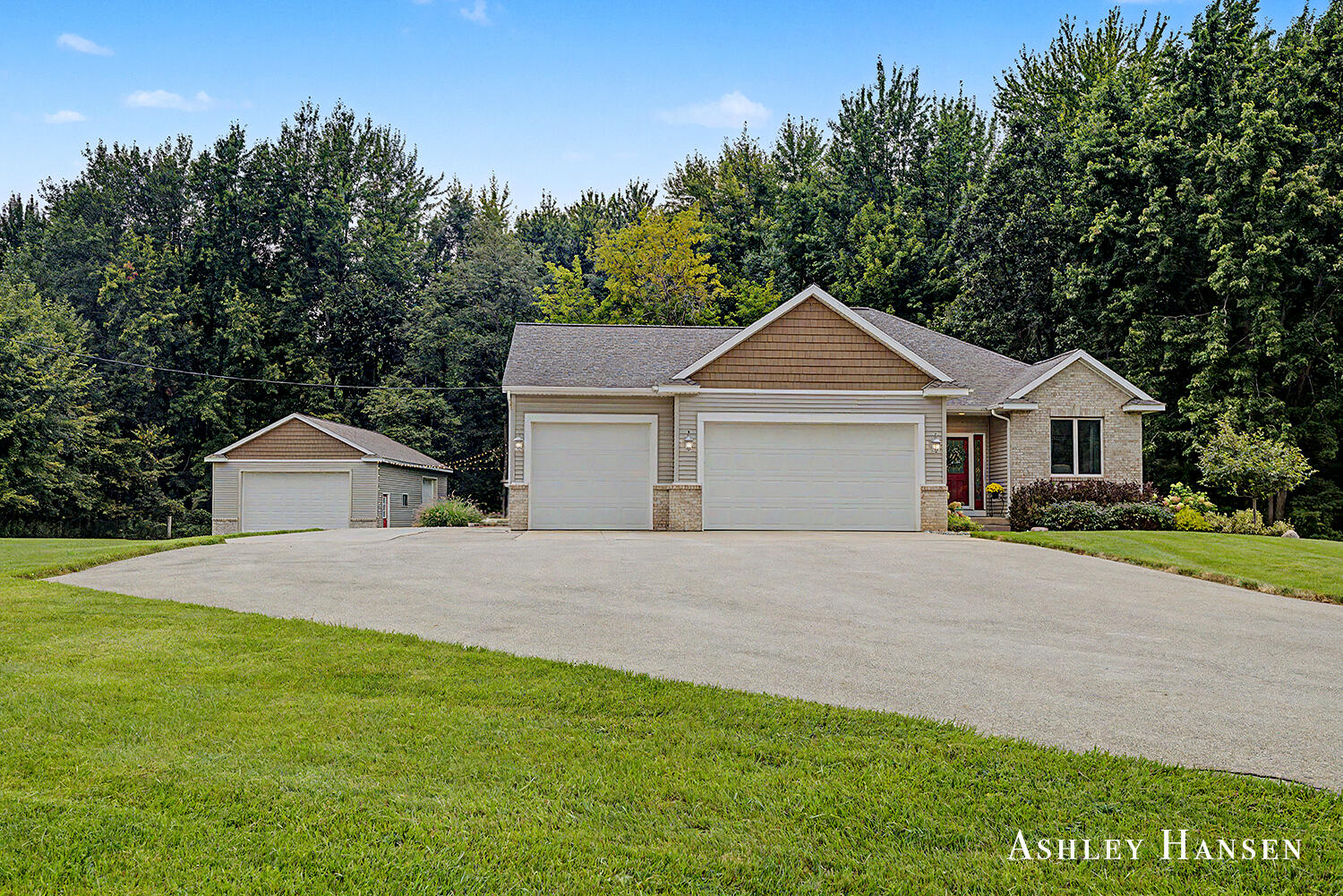 8289 Tiffany Avenue NE Rockford MI 49341