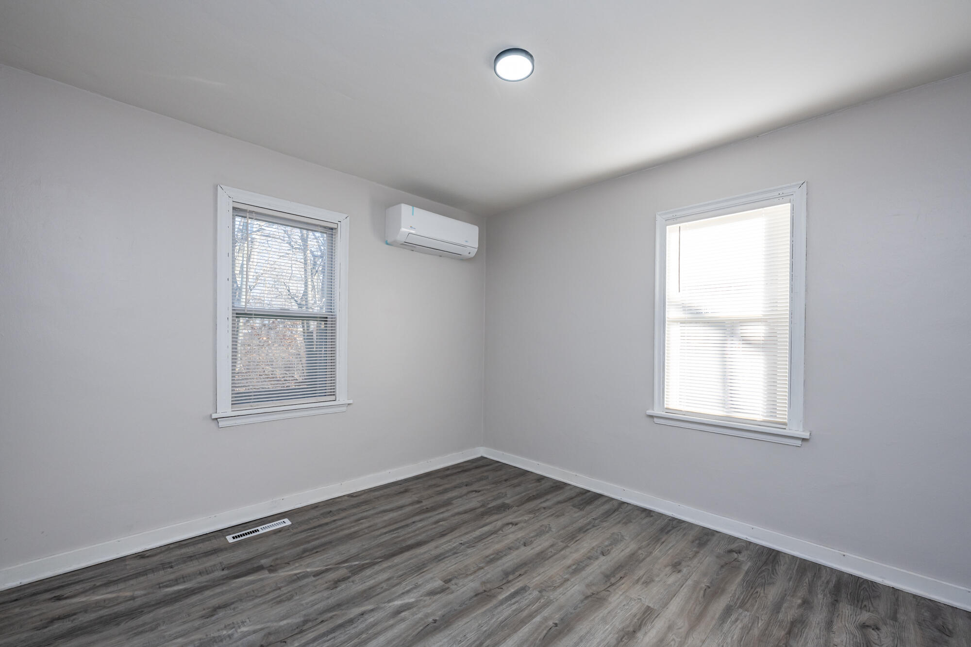 1309 Agard Avenue Benton Harbor MI 49022