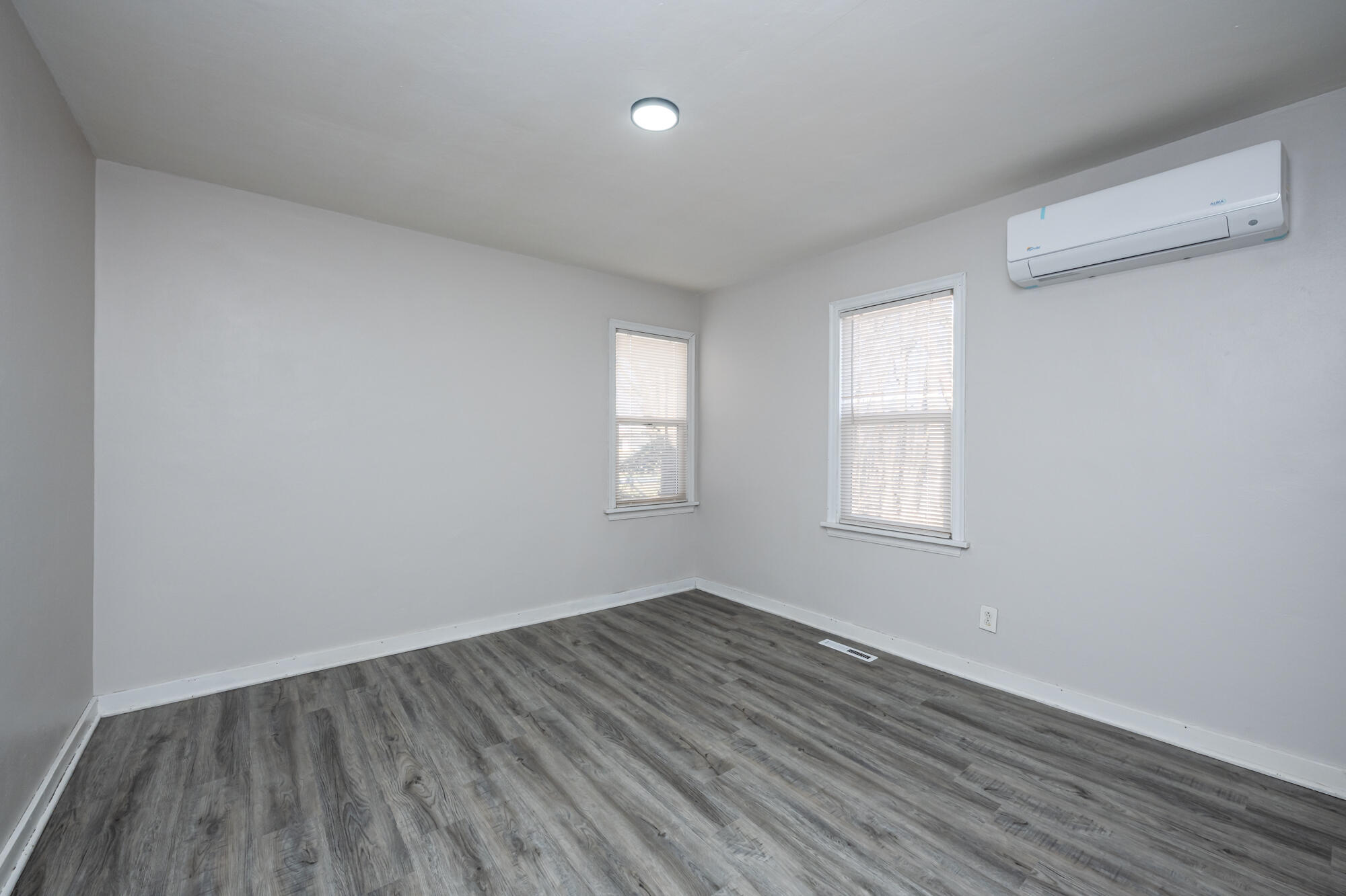 1309 Agard Avenue Benton Harbor MI 49022