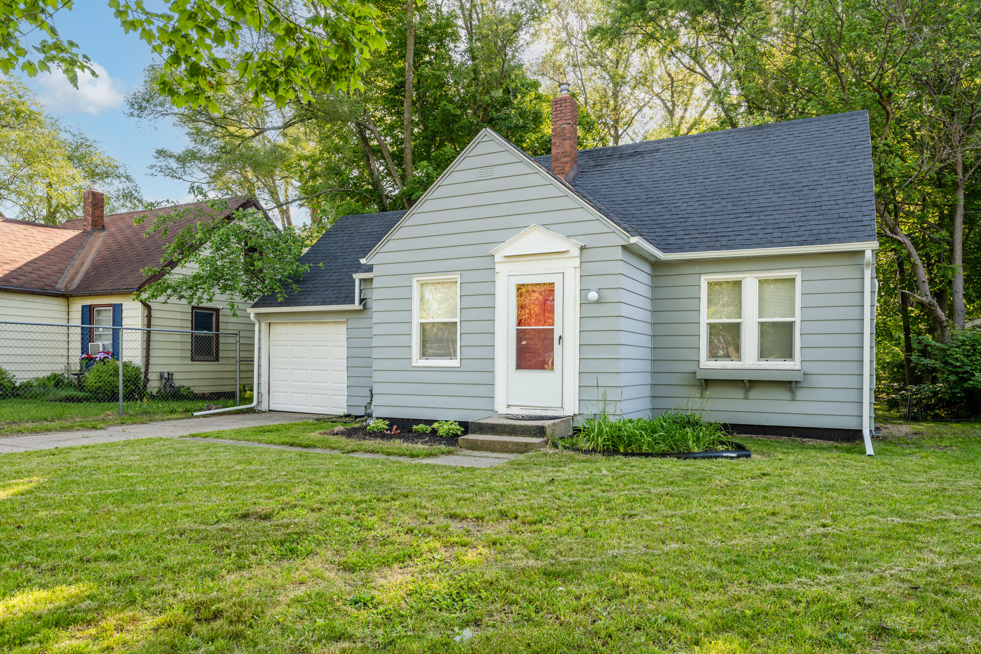 1309 Agard Avenue Benton Harbor MI 49022