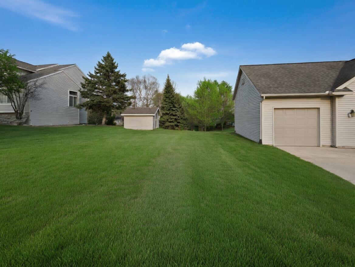 4503 Shiloh Pines SE Grand Rapids MI 49546