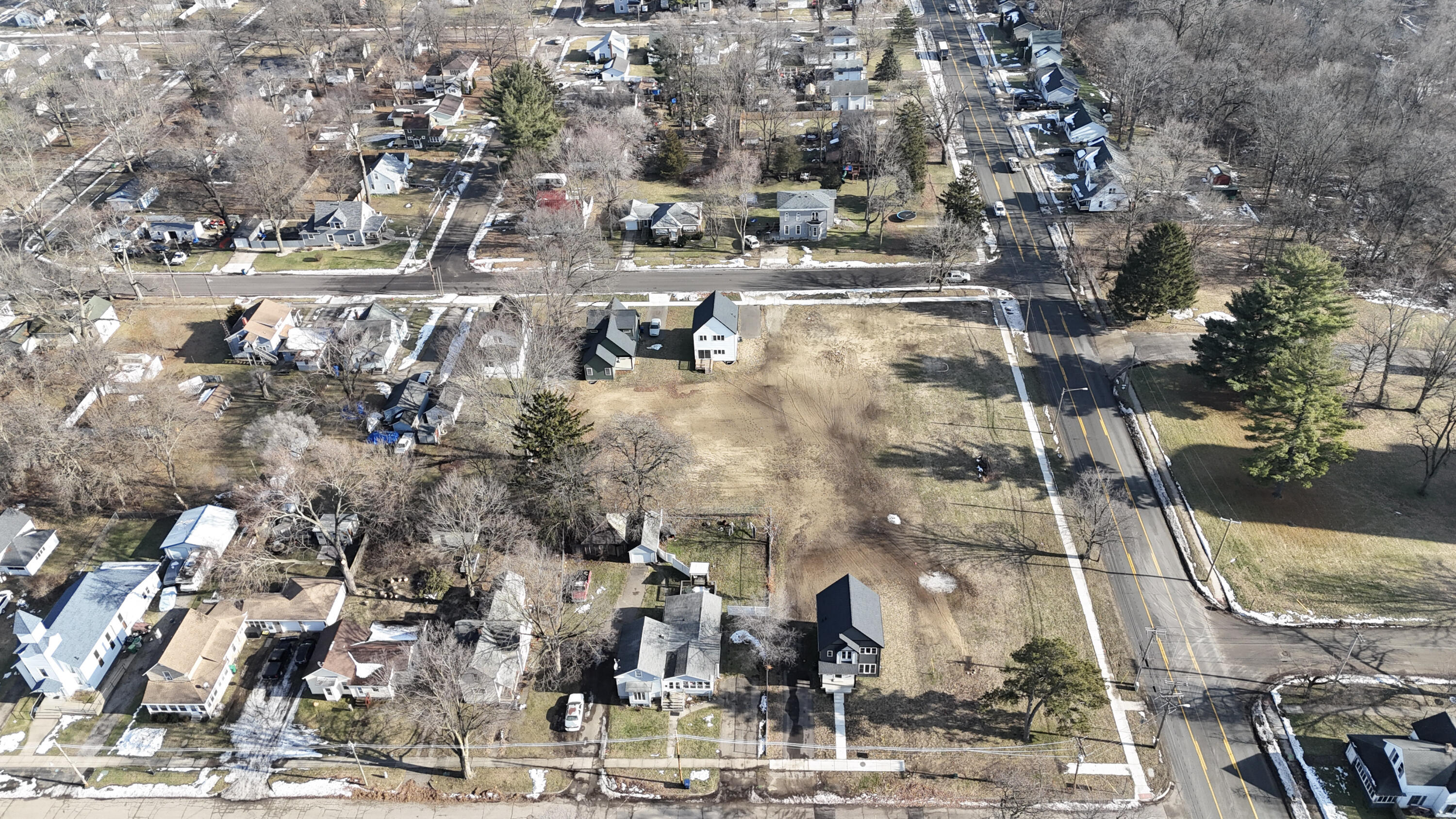 102 N Mill Street Dowagiac MI 49047