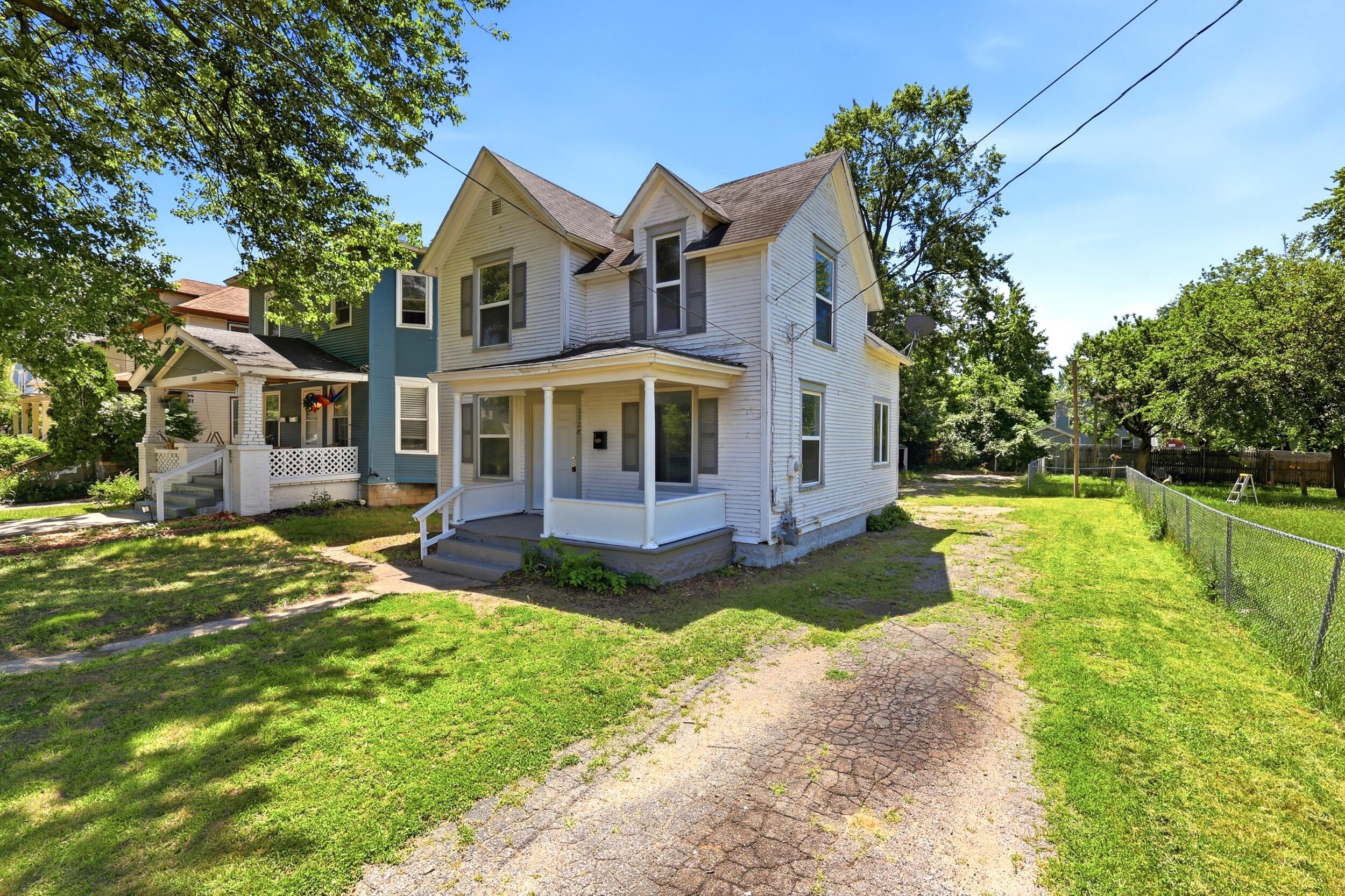 1128 Sigsbee Street SE Grand Rapids MI 49506