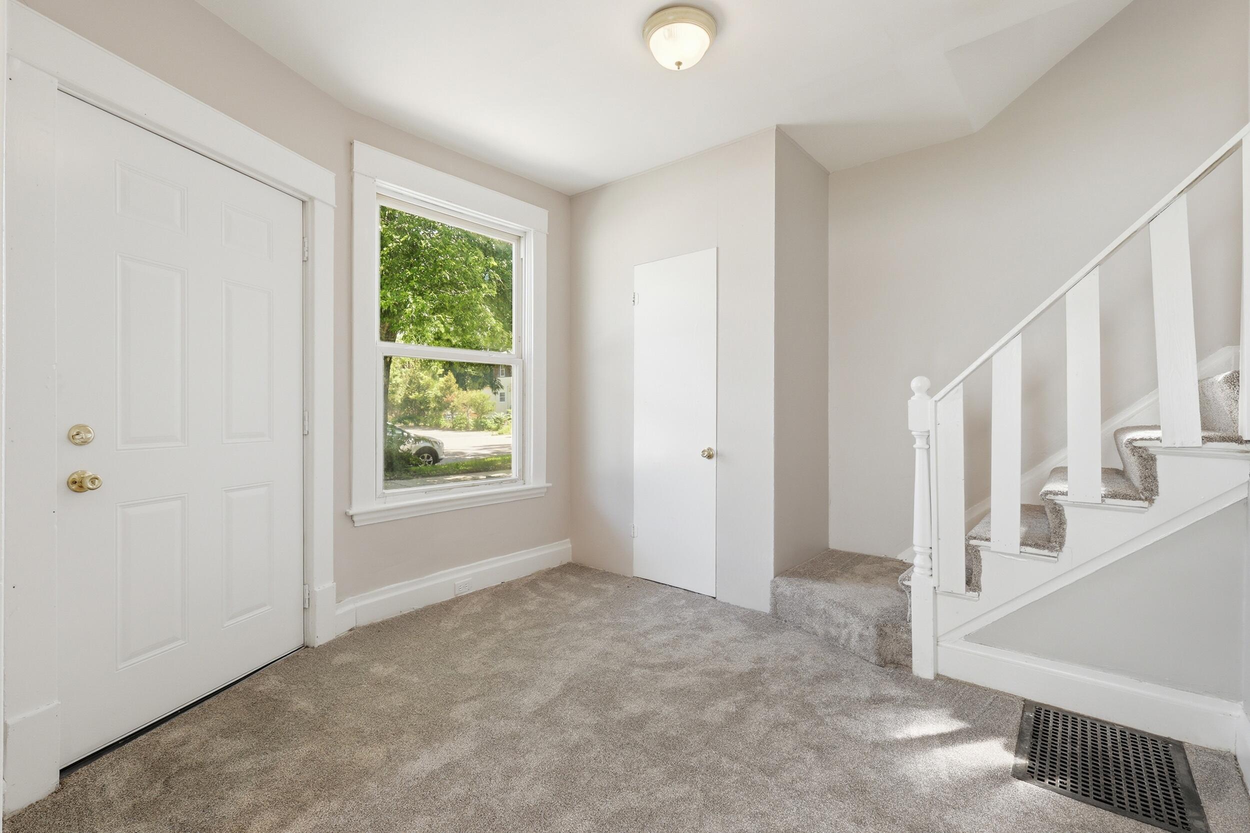 1128 Sigsbee Street SE Grand Rapids MI 49506