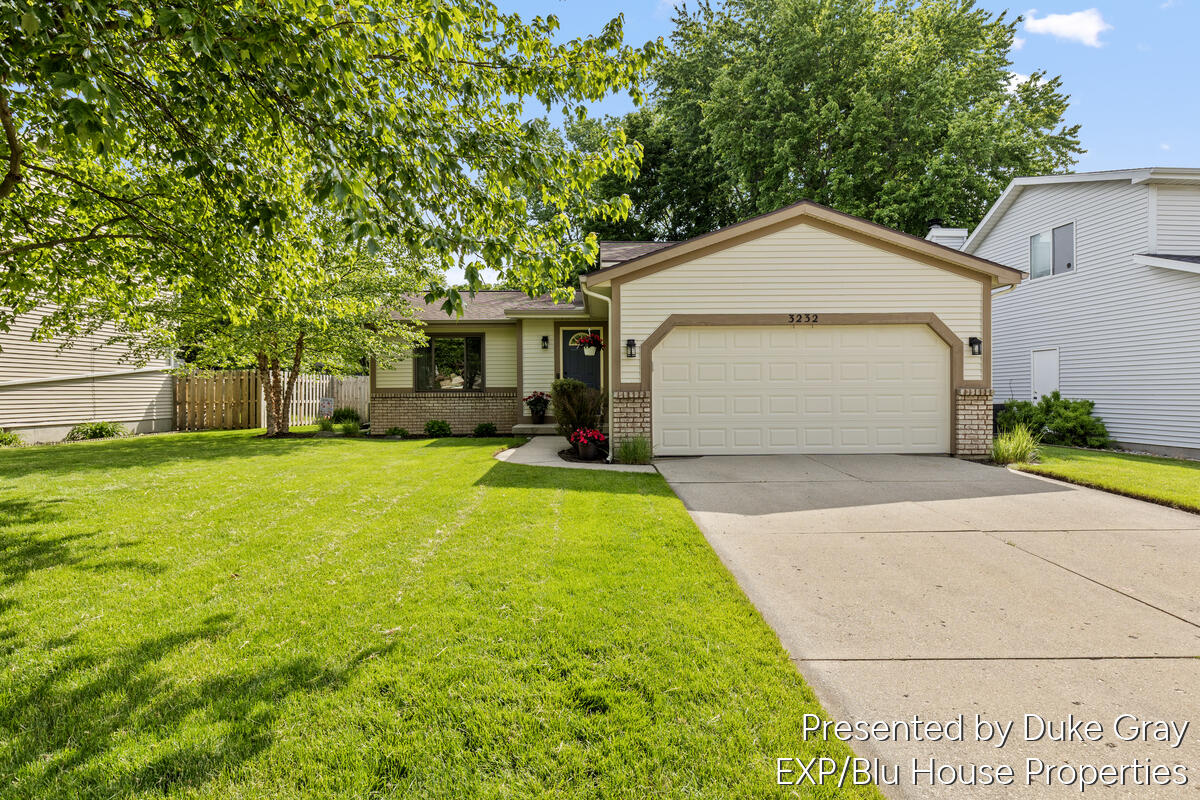 3232 Brook Trail SE Grand Rapids MI 49508