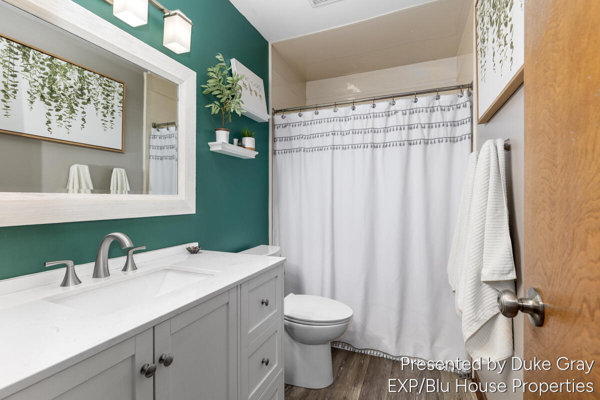 3232 Brook Trail SE Grand Rapids MI 49508