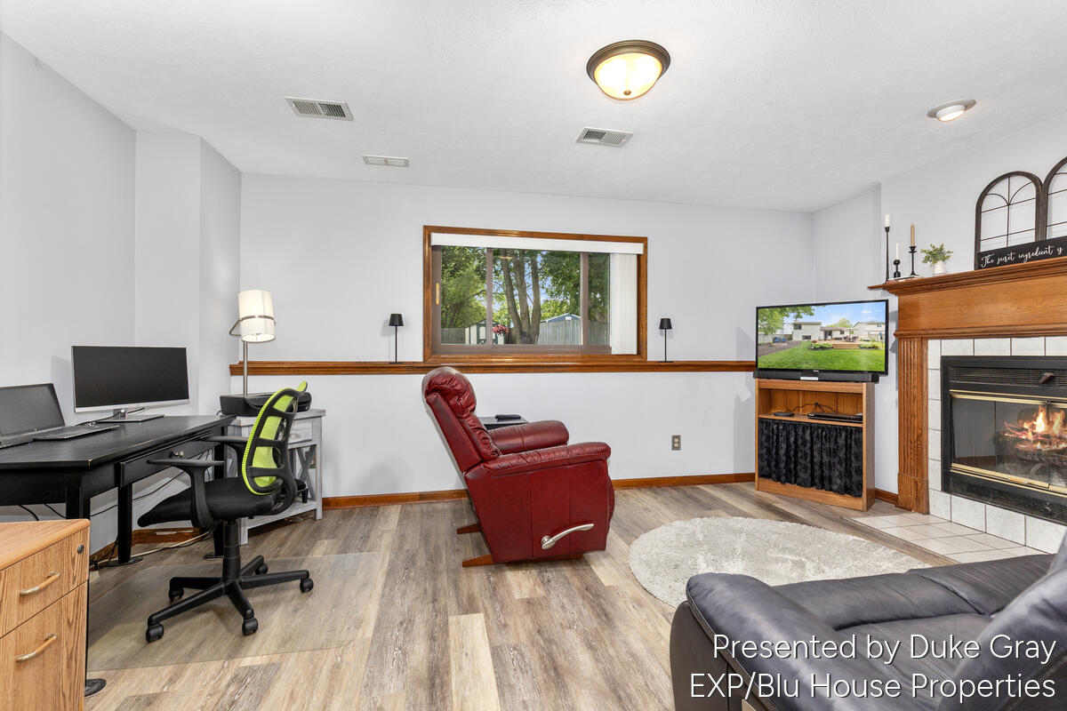 3232 Brook Trail SE Grand Rapids MI 49508