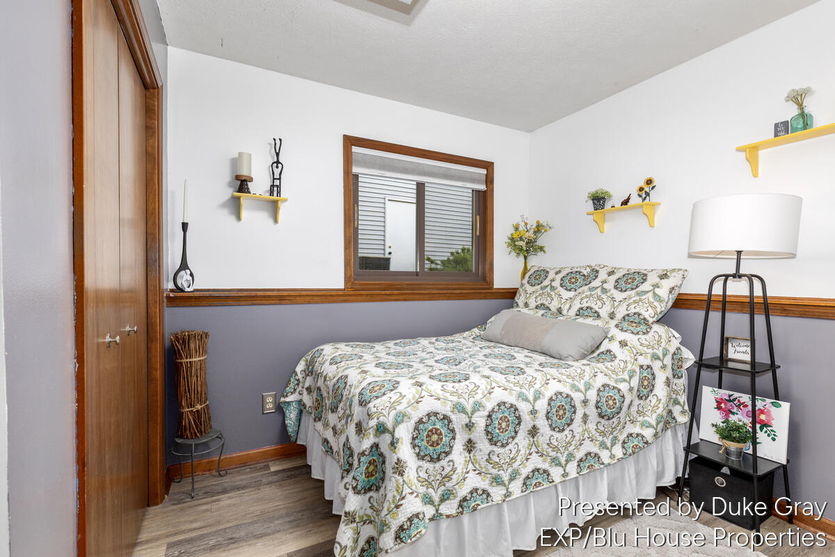 3232 Brook Trail SE Grand Rapids MI 49508