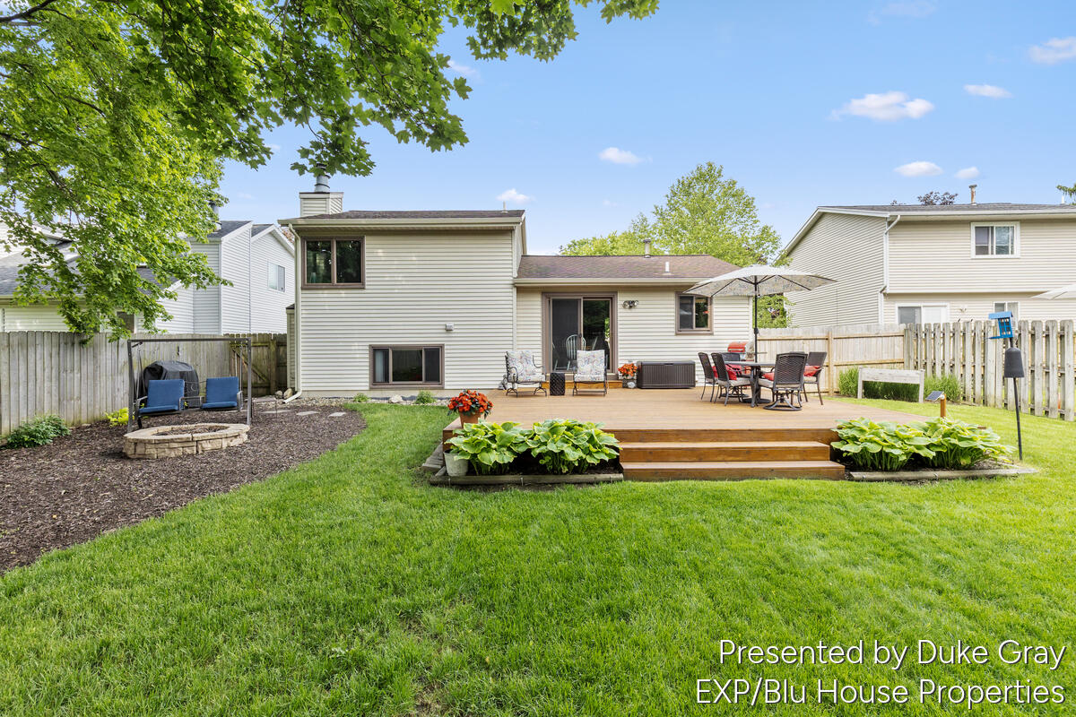 3232 Brook Trail SE Grand Rapids MI 49508